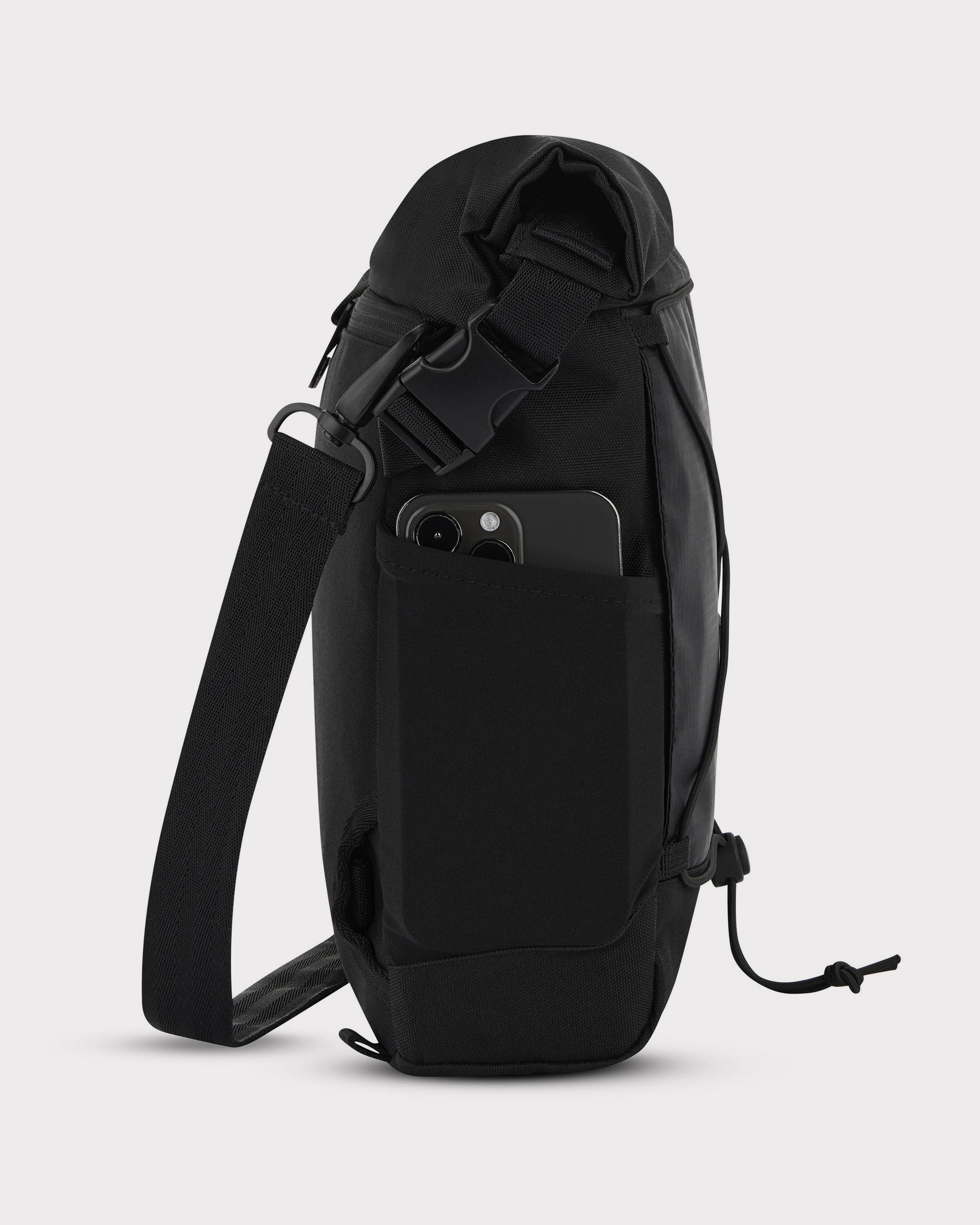 johnny-urban-umh-ngetasche-dylan-crossbody-gro-e-reise-und-freizeittasche-eco image 6