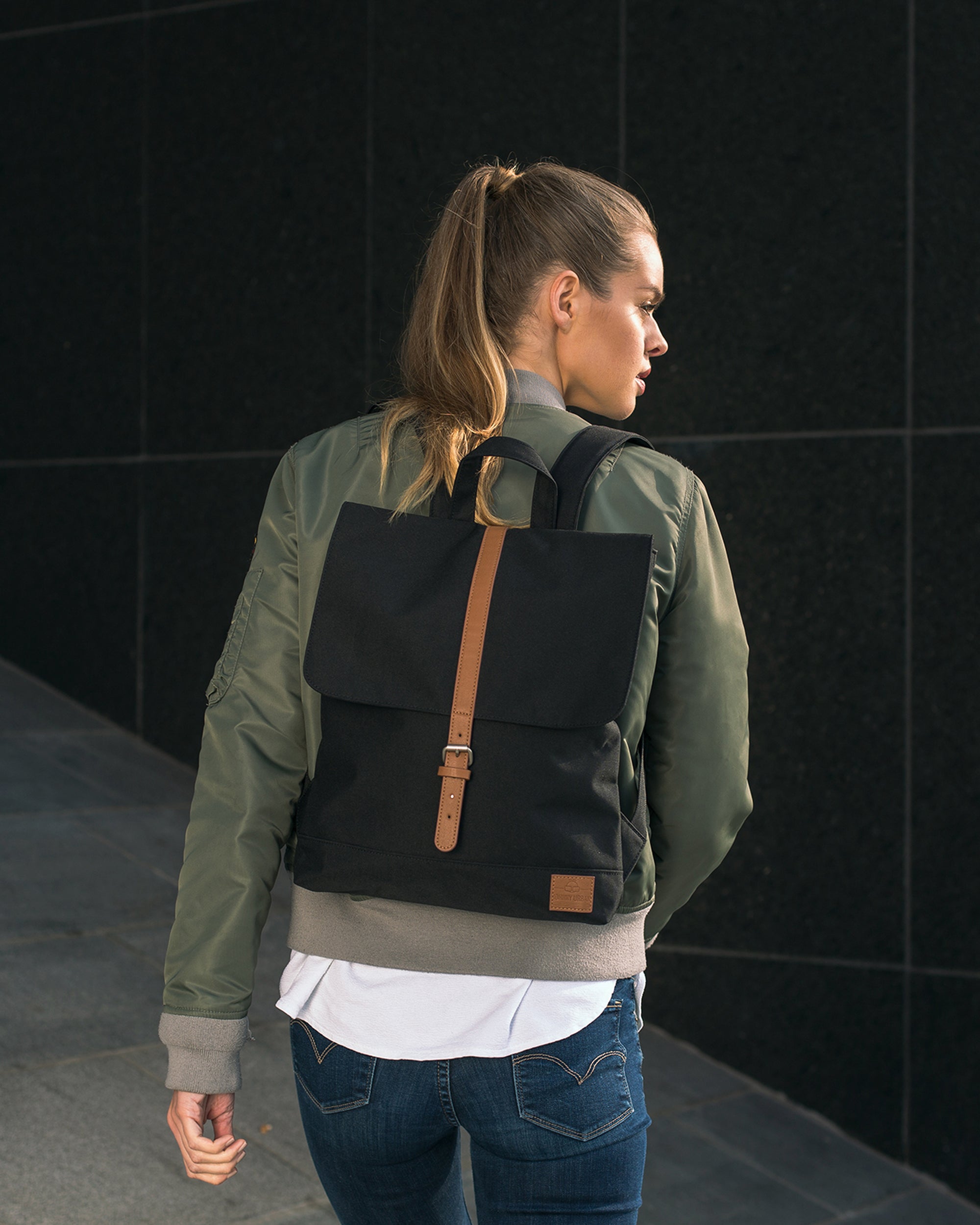johnny-urban-mia-damen-rucksack-7-l-13-zoll-laptopfach image 5