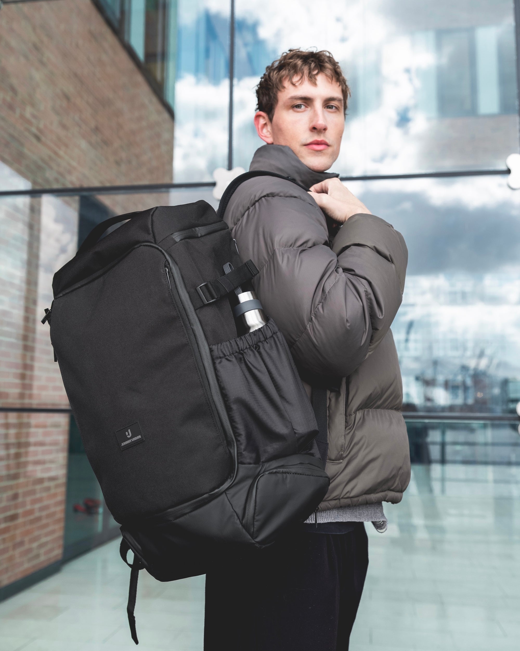 johnny-urban-kian-large-reiserucksack-mit-koffer-ffnung-als-handgep-ck image 2