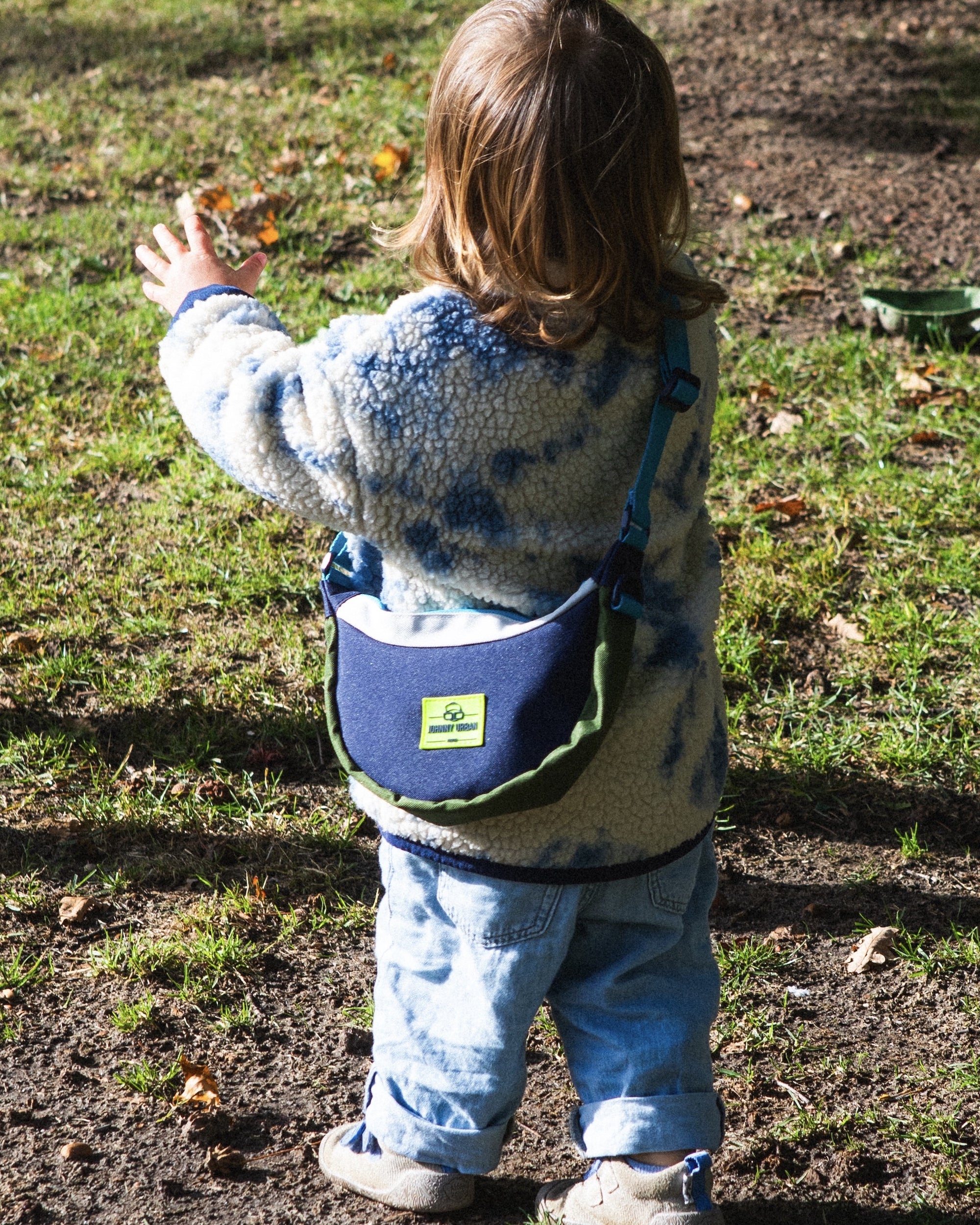 johnny-urban-mio-half-moon-bag-kinder-umh-ngetasche-wasserabweisend image 2