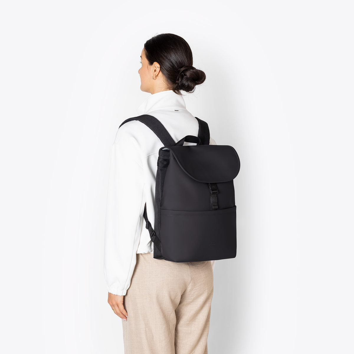 ucon-acrobatics-mion-flat-top-rucksack-phantom-series image 3