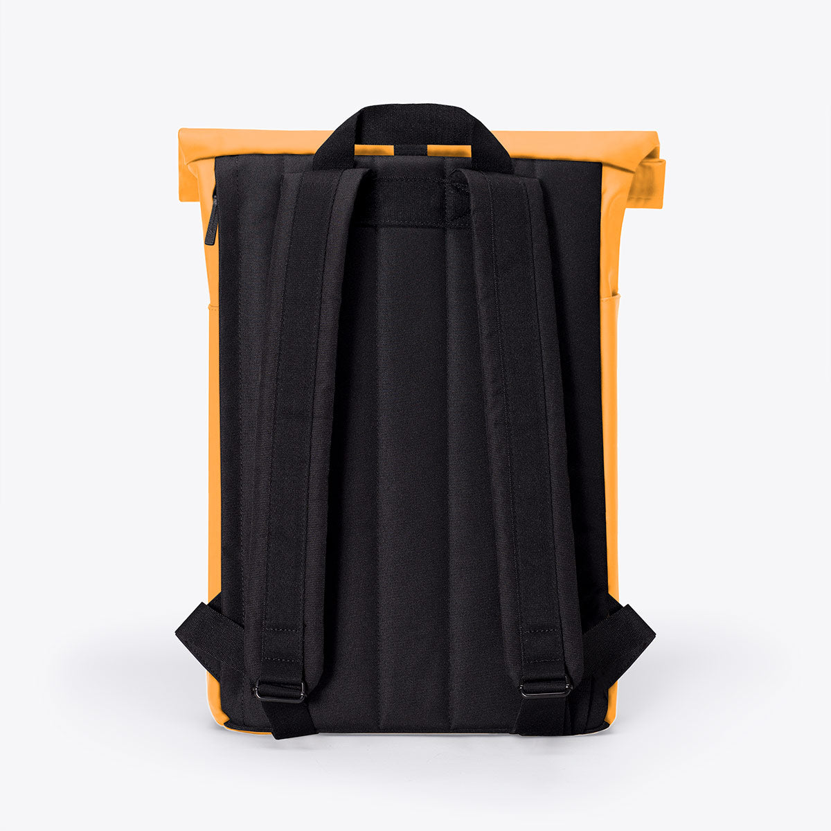 ucon-acrobatics-hajo-roll-top-rucksack-lederalternative image 2