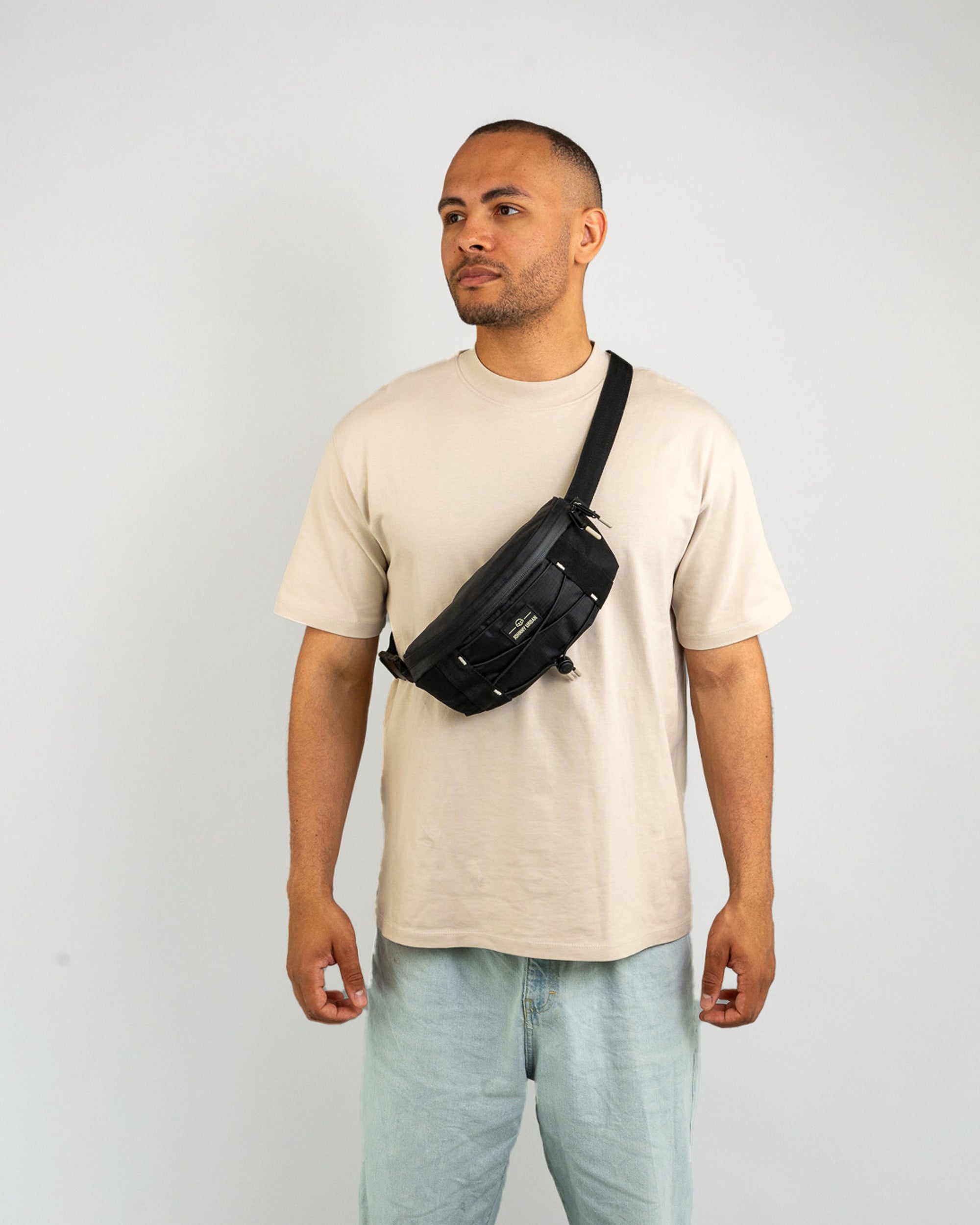johnny-urban-bauchtasche-devin-crossbody-hip-bag image 2