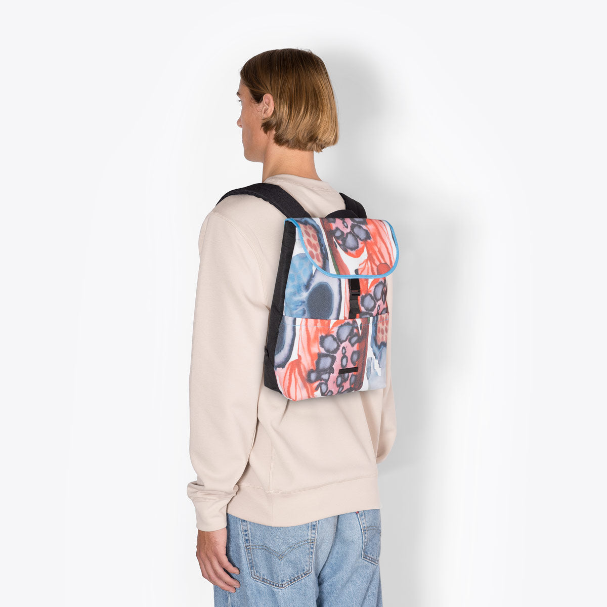 ucon-acrobatics-mion-flat-top-backpack-emma-larsson-phantom-series image 5