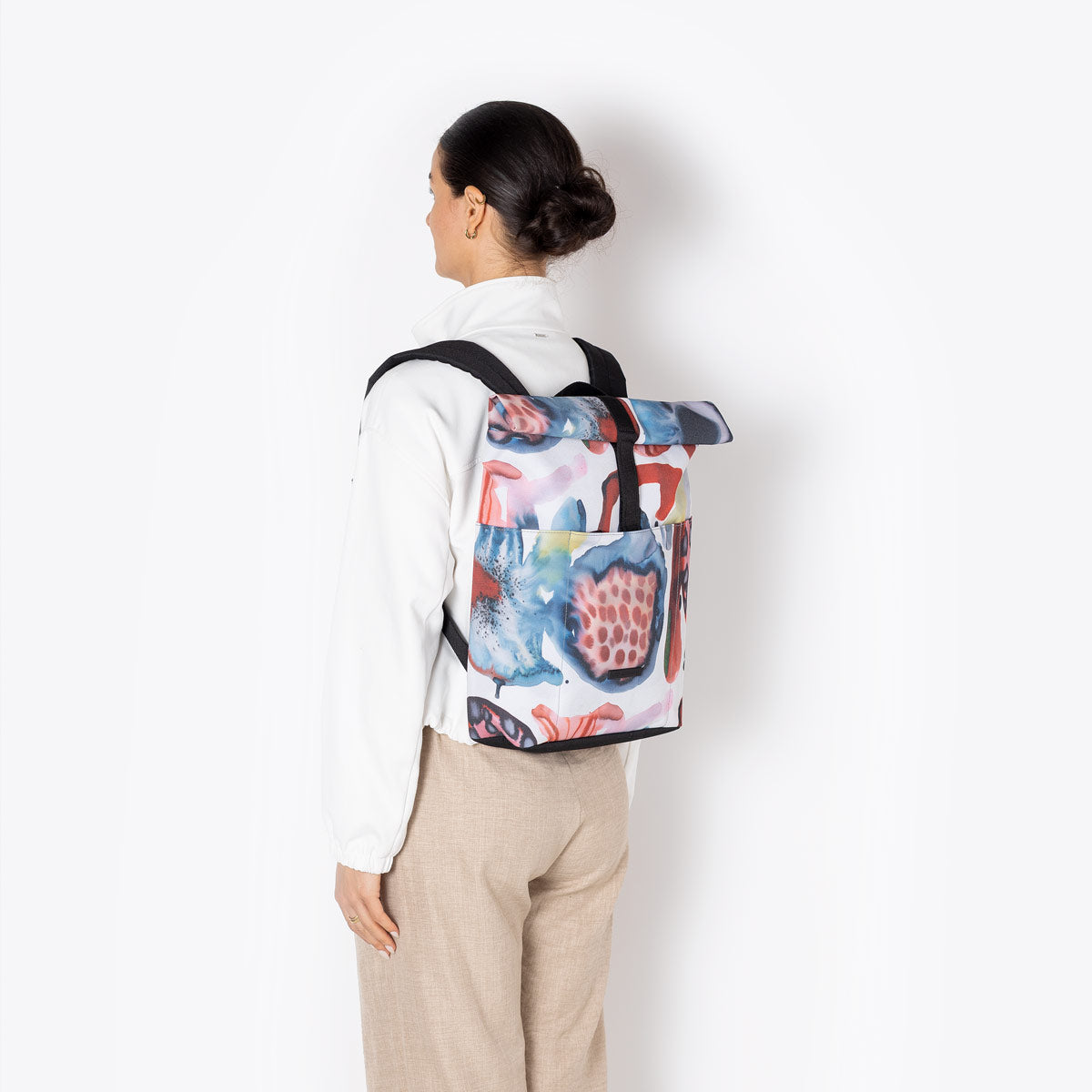 ucon-acrobatics-hajo-roll-top-rucksack-lotus-infinity-emma-larsson image 4