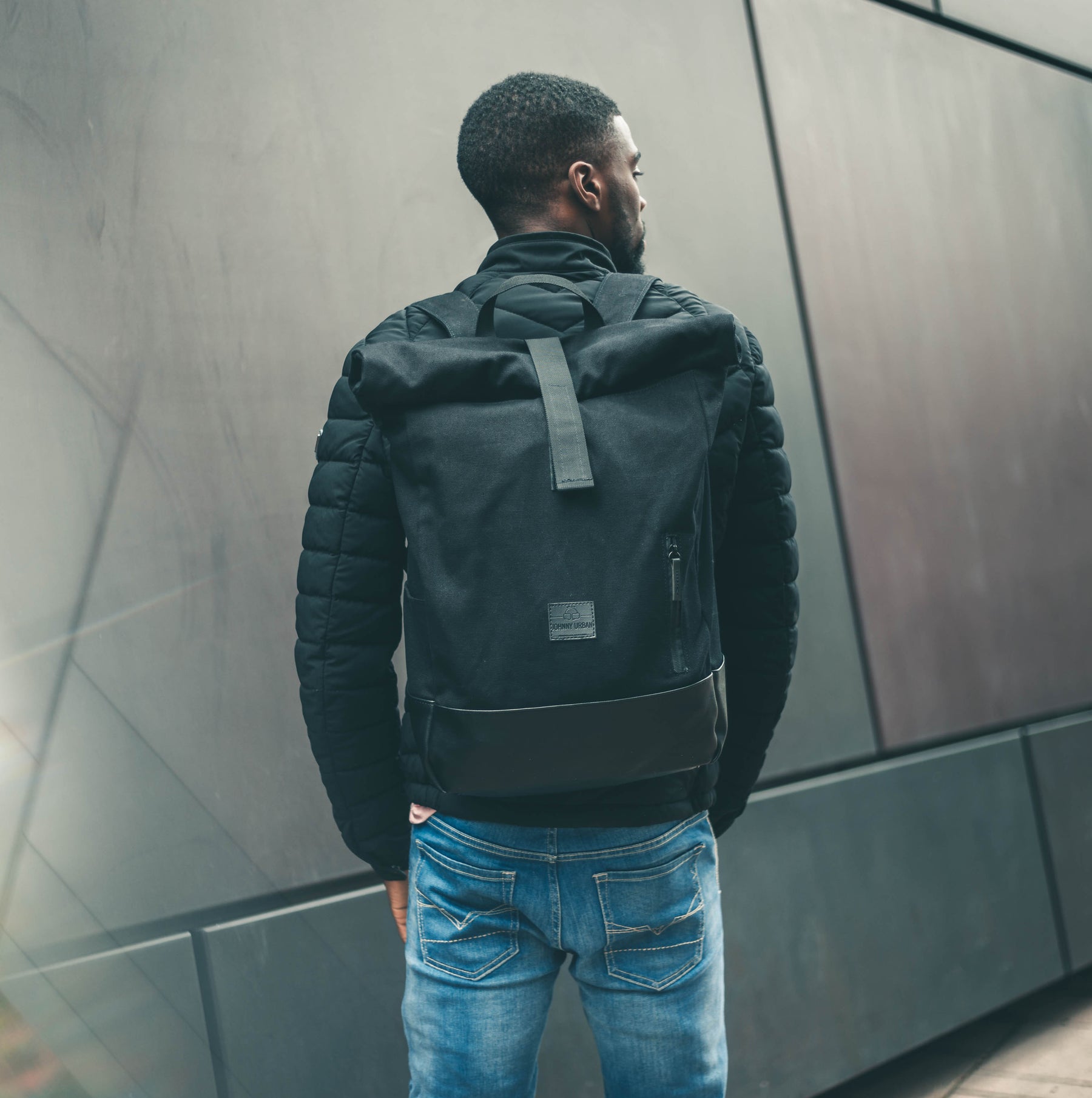 johnny-urban-rolltop-rucksack-adam-large-canvas-45x30x13-cm image 3