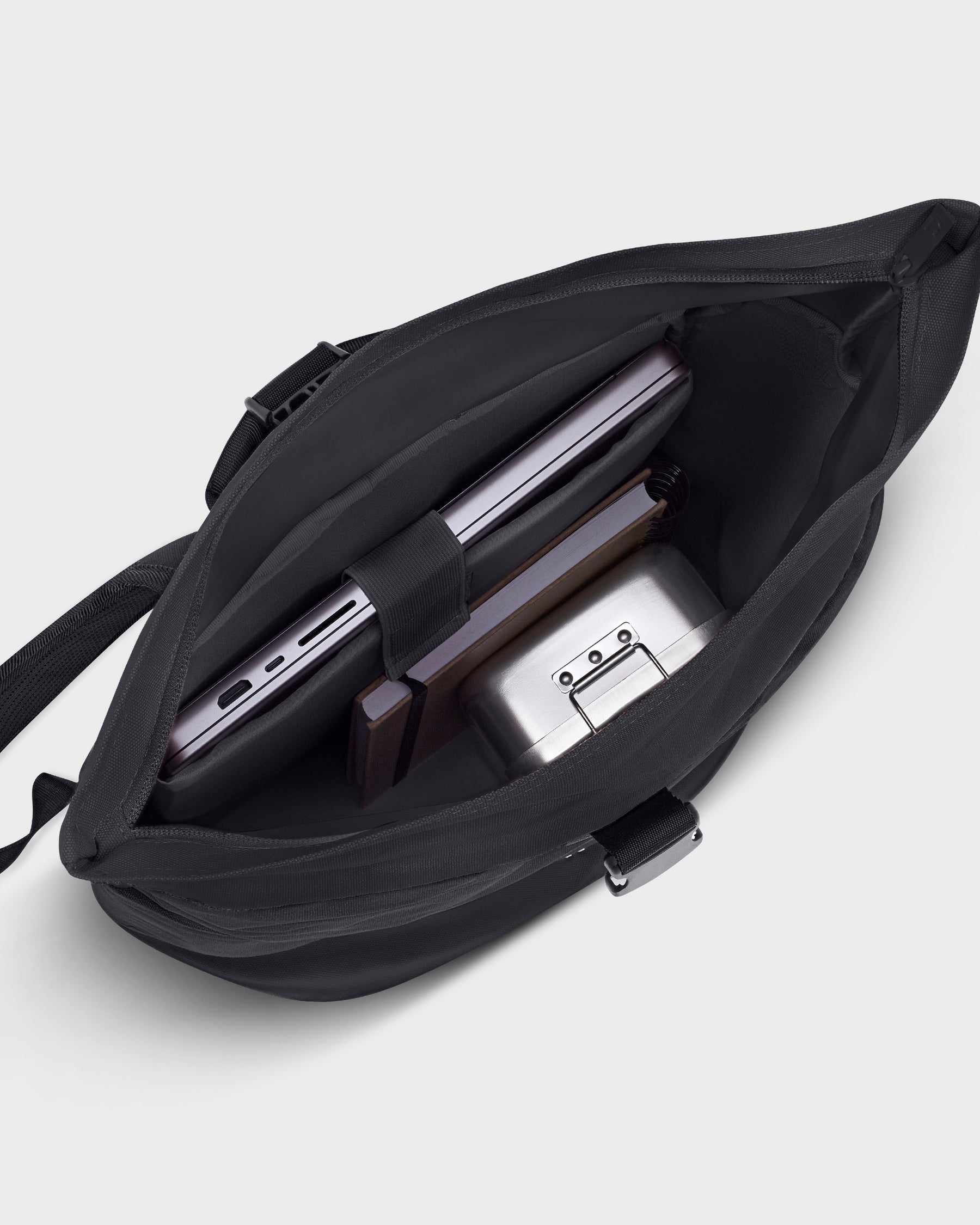 johnny-urban-allen-medium-rolltop-rucksack-16-zoll image 5