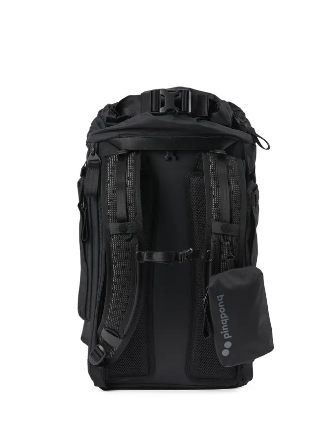 pinqponq-komut-medium-bike-rucksack-pure-black image 1
