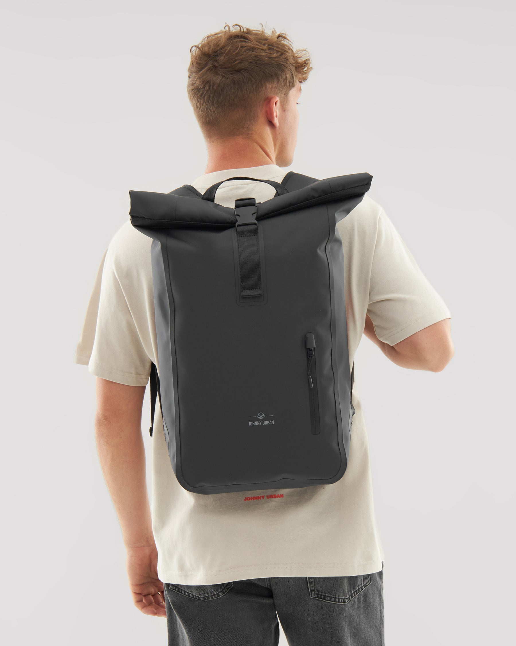 johnny-urban-conor-rolltop-rucksack image 2