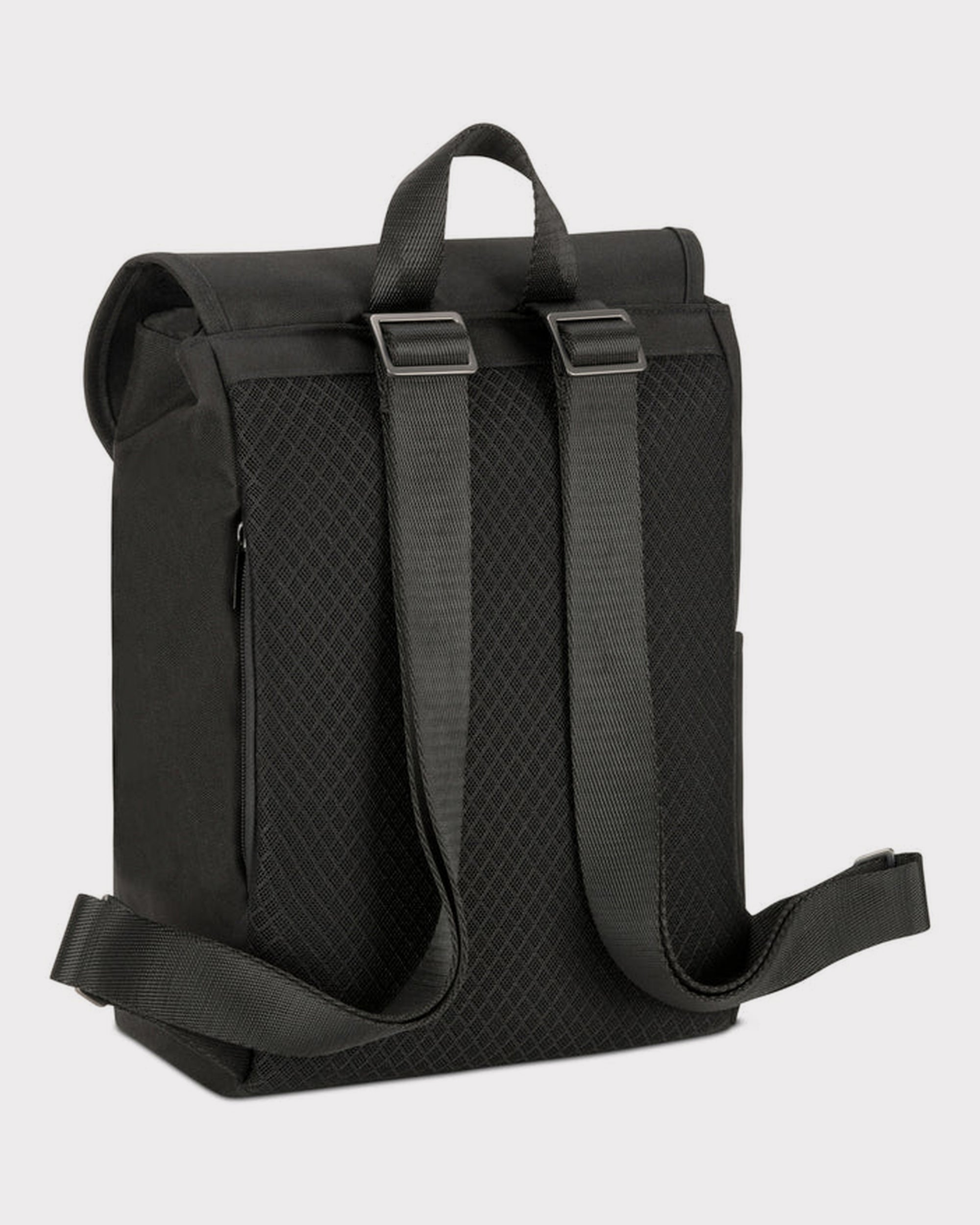 johnny-urban-romy-damenrucksack-aus-recycelten-pet-flaschen-7-liter-2 image 4