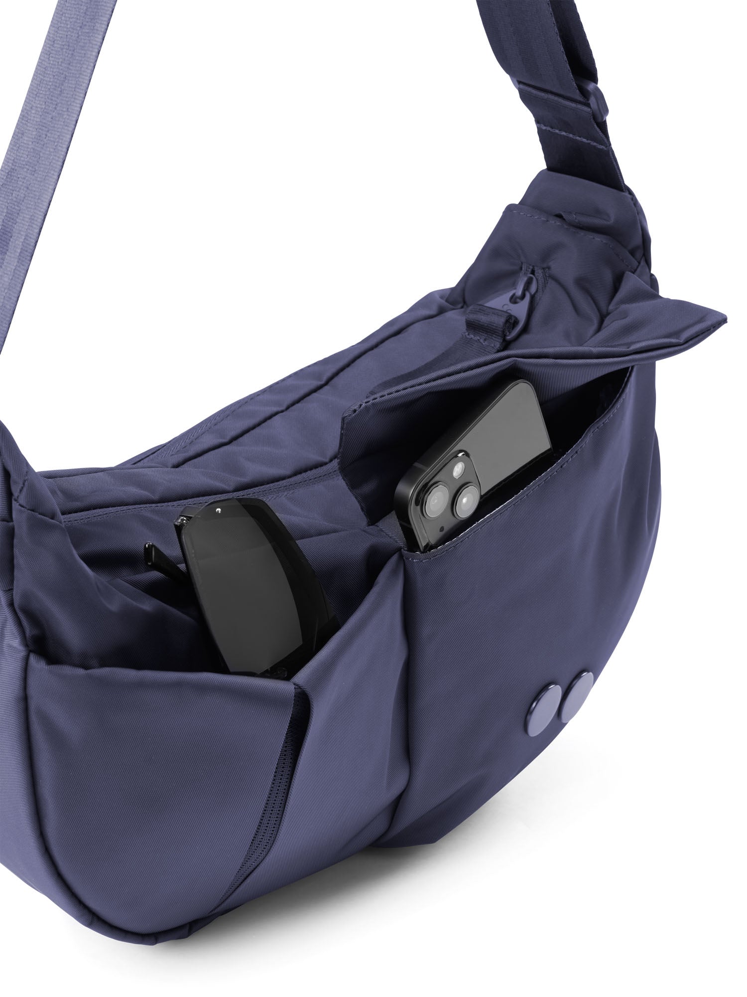 pinqponq-krumm-medium-banana-bag-7-5-l-glazed-dusk image 6
