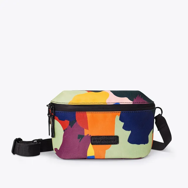 ucon-acrobatics-jona-crossbody-bag-lotus-series-leif-podhajsky-edition image 1