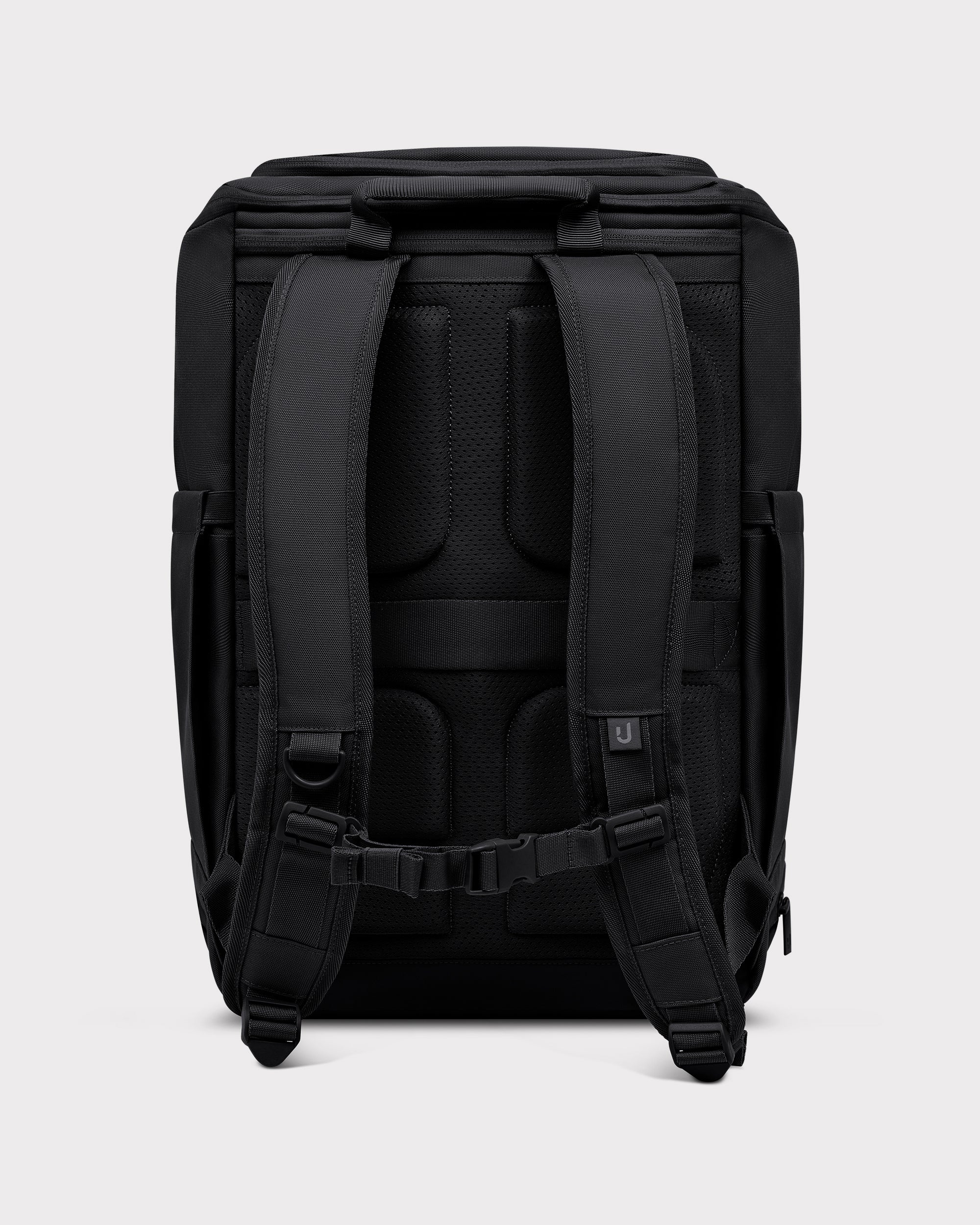johnny-urban-business-rucksack-finn-large-arbeitsrucksack-mit-12-f-chern image 3