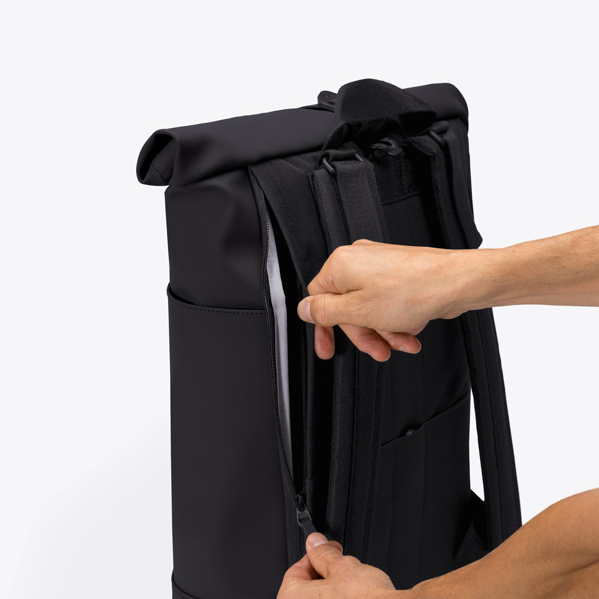 ucon-acrobatics-hajo-roll-top-pannier-backpack-commute-series-fahrradtaschen-ruc image 6
