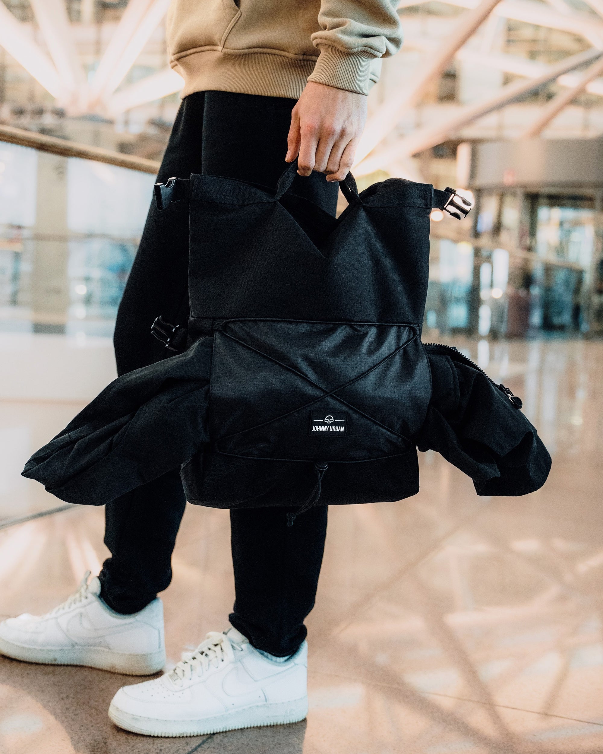 johnny-urban-umh-ngetasche-dylan-crossbody-gro-e-reise-und-freizeittasche-eco image 8