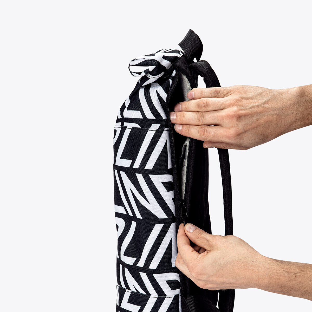 ucon-acrobatics-hajo-roll-top-rucksack-ceecee-edition image 4