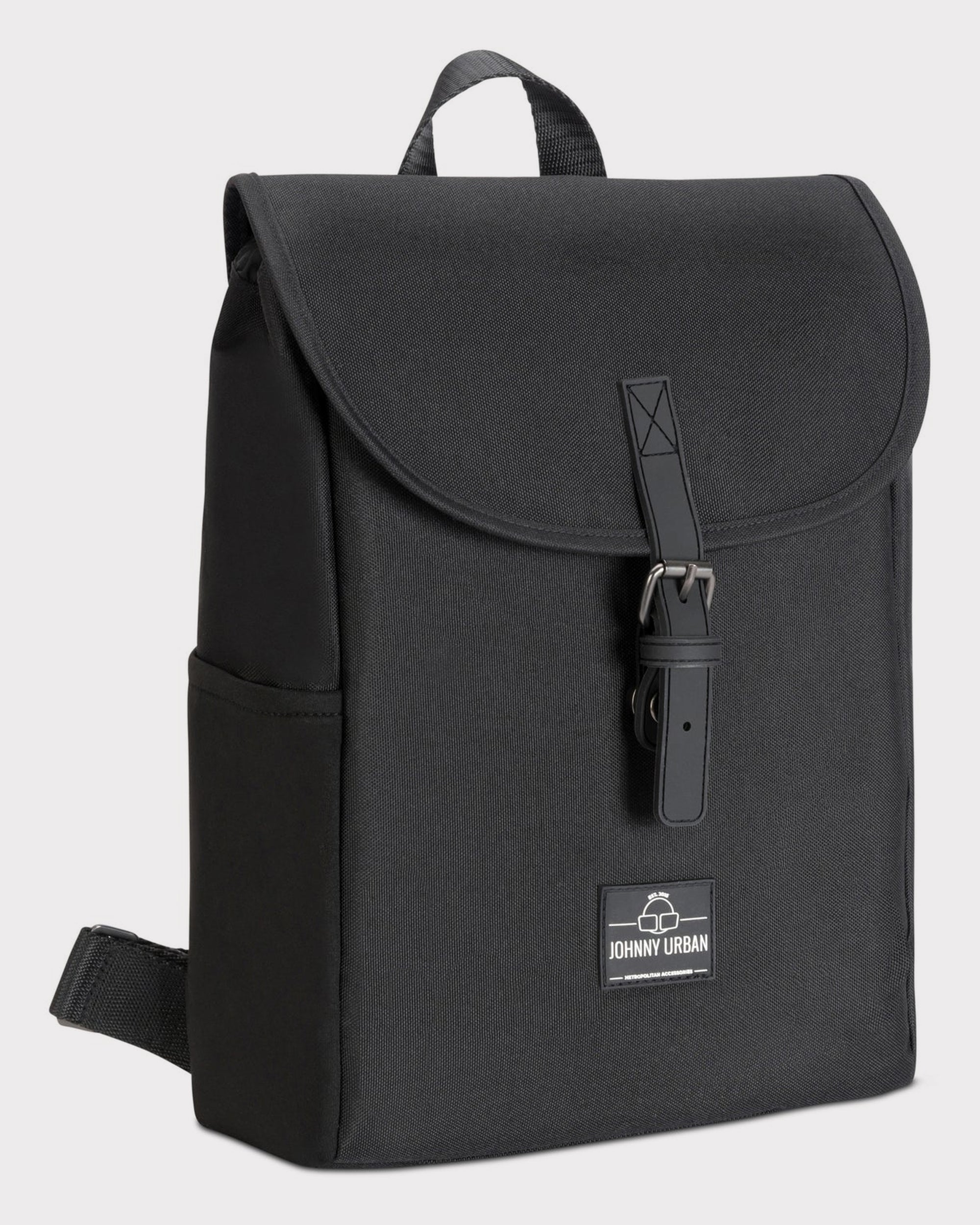 johnny-urban-romy-damenrucksack-aus-recycelten-pet-flaschen-7-liter-2 image 3