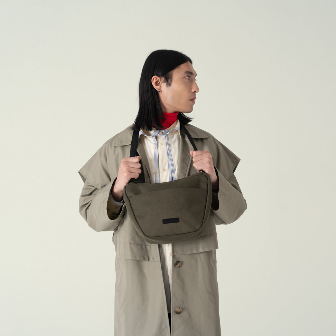 ucon-acrobatics-adam-half-moon-bag-moss-series image 7
