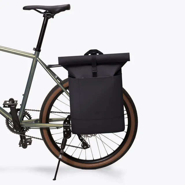 ucon-acrobatics-hajo-roll-top-pannier-backpack-commute-series-fahrradtaschen-ruc image 1