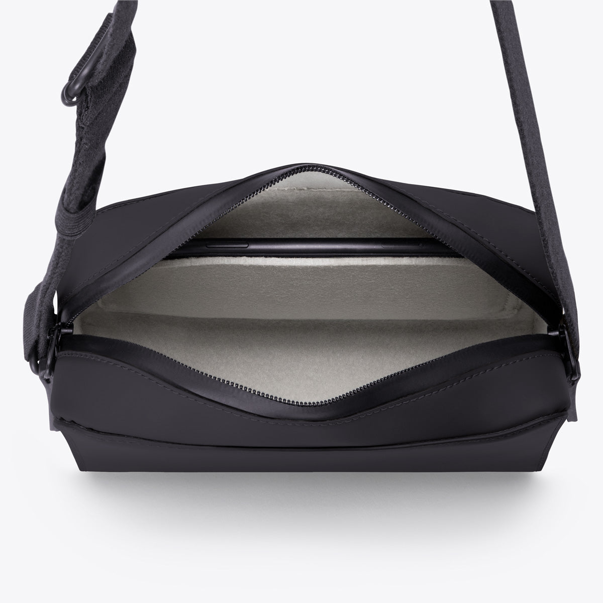 ucon-acrobatics-minori-shoulder-bag-lotus-infinity-series image 7
