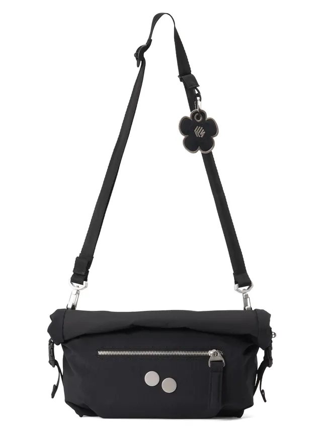 pinqponq-aksel-bauchtasche-hip-bag-flowers-for-society-edition image 1