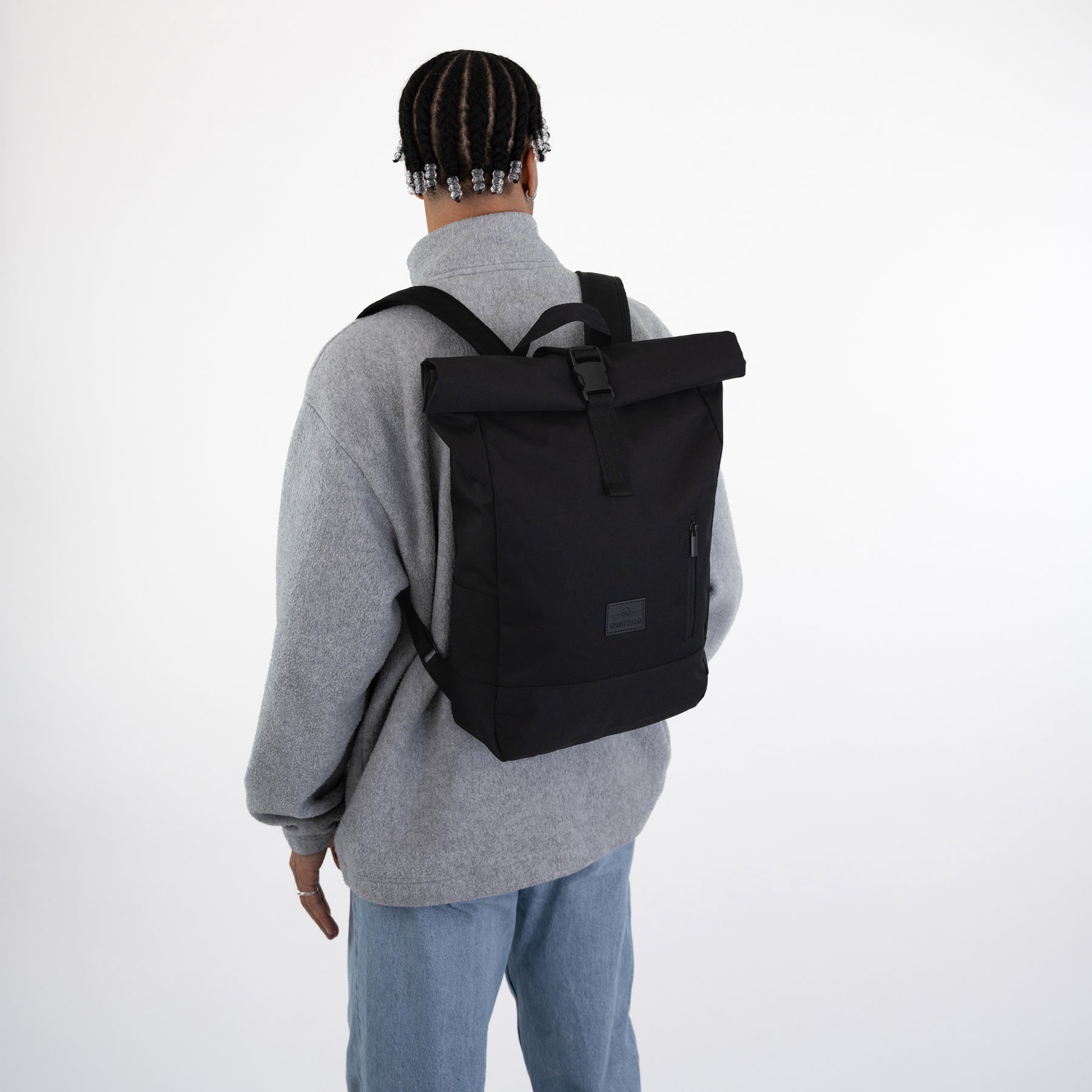 johnny-urban-robin-medium-rolltop-rucksack-mit-16-zoll-laptopfach-2 image 2
