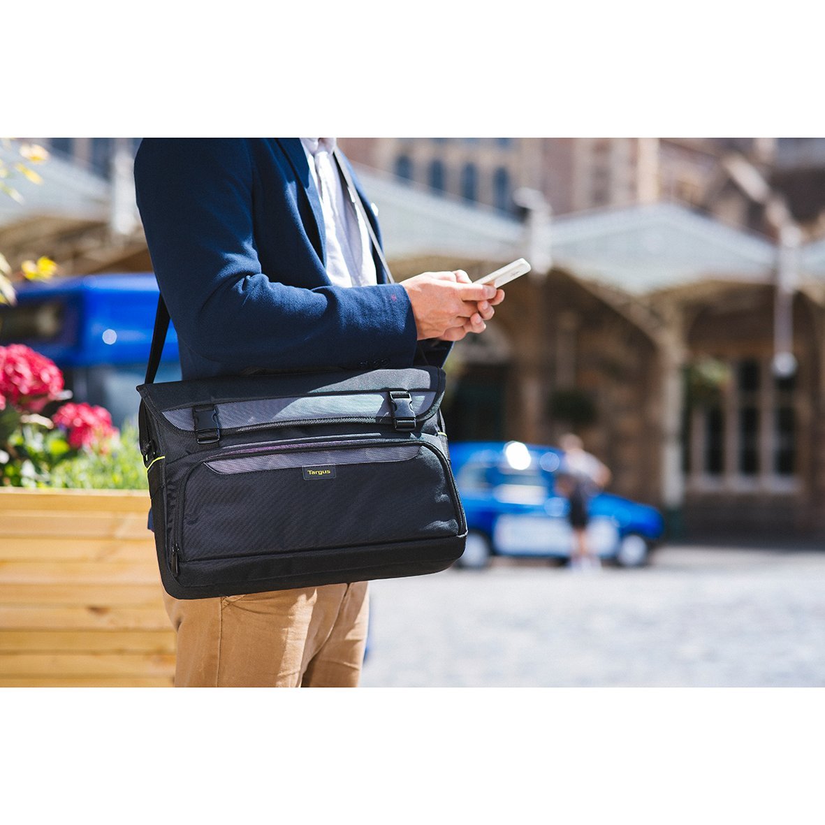 targus-citygear-tcg270eu-notebook-messenger-15-6-17-3-zoll-schwarz image 2