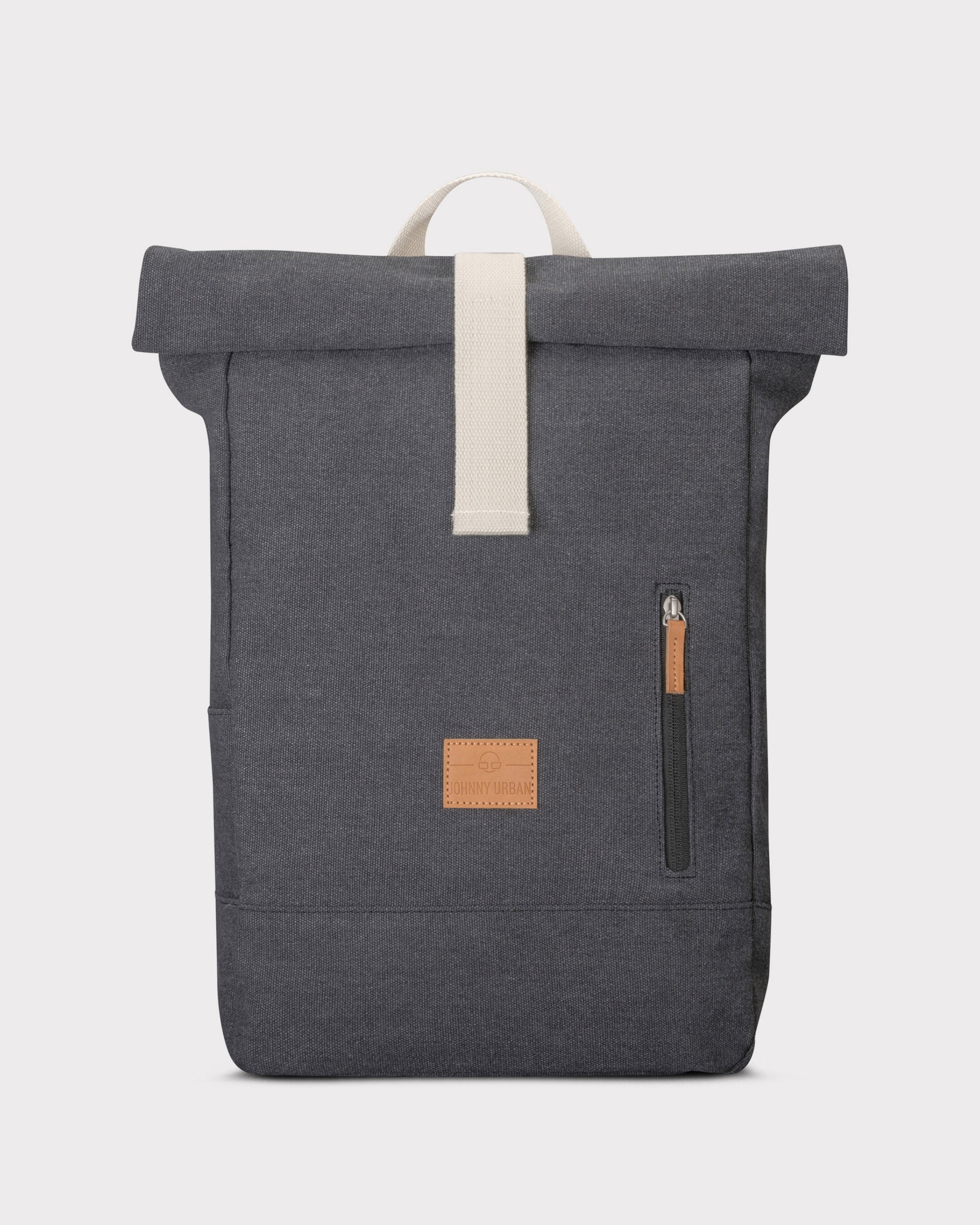 johnny-urban-rolltop-rucksack-adam-medium-15-6-zoll-laptopfach-schwarz image 1