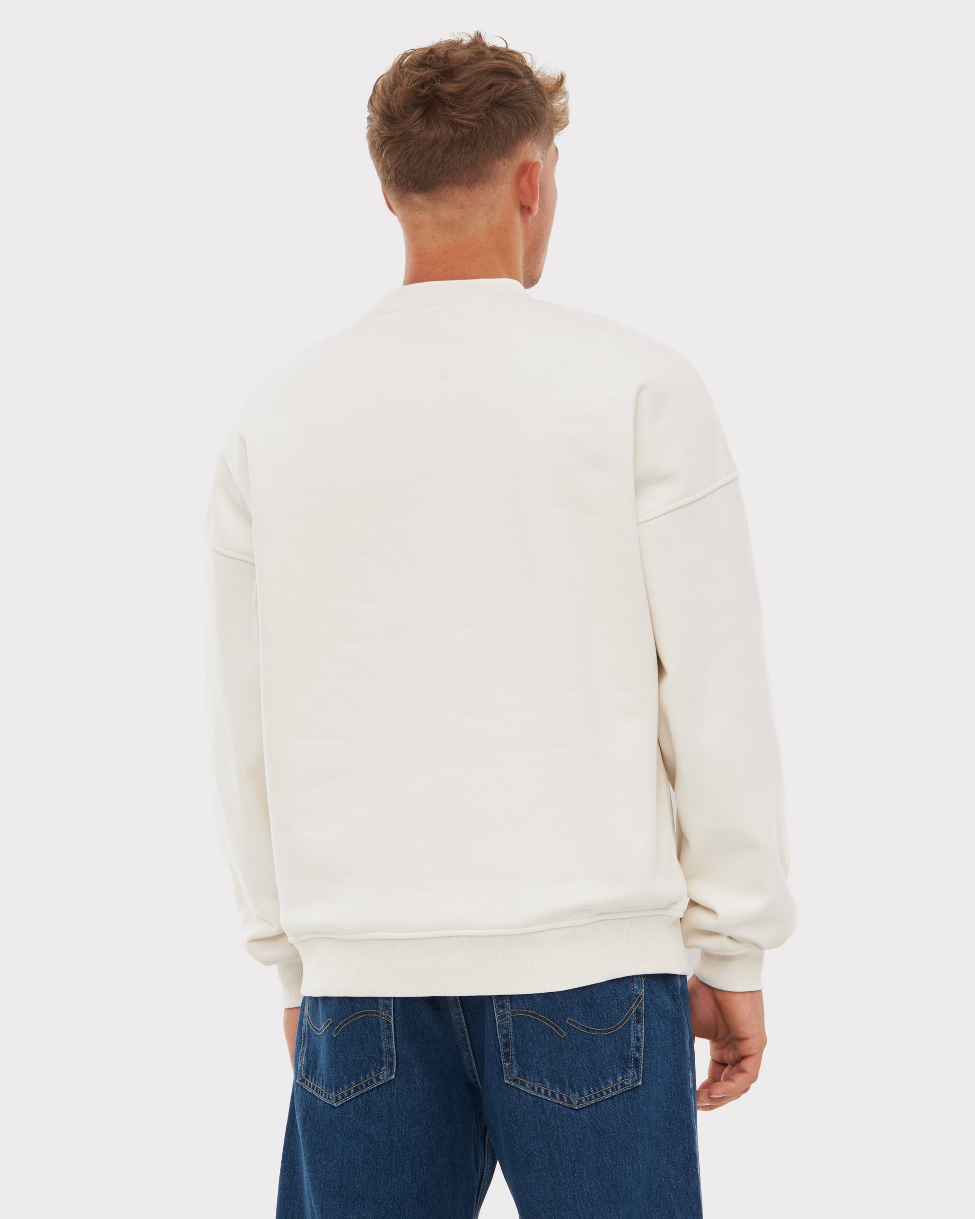 johnny-urban-crewneck-carter-oversized-unisex-sweatshirt image 2