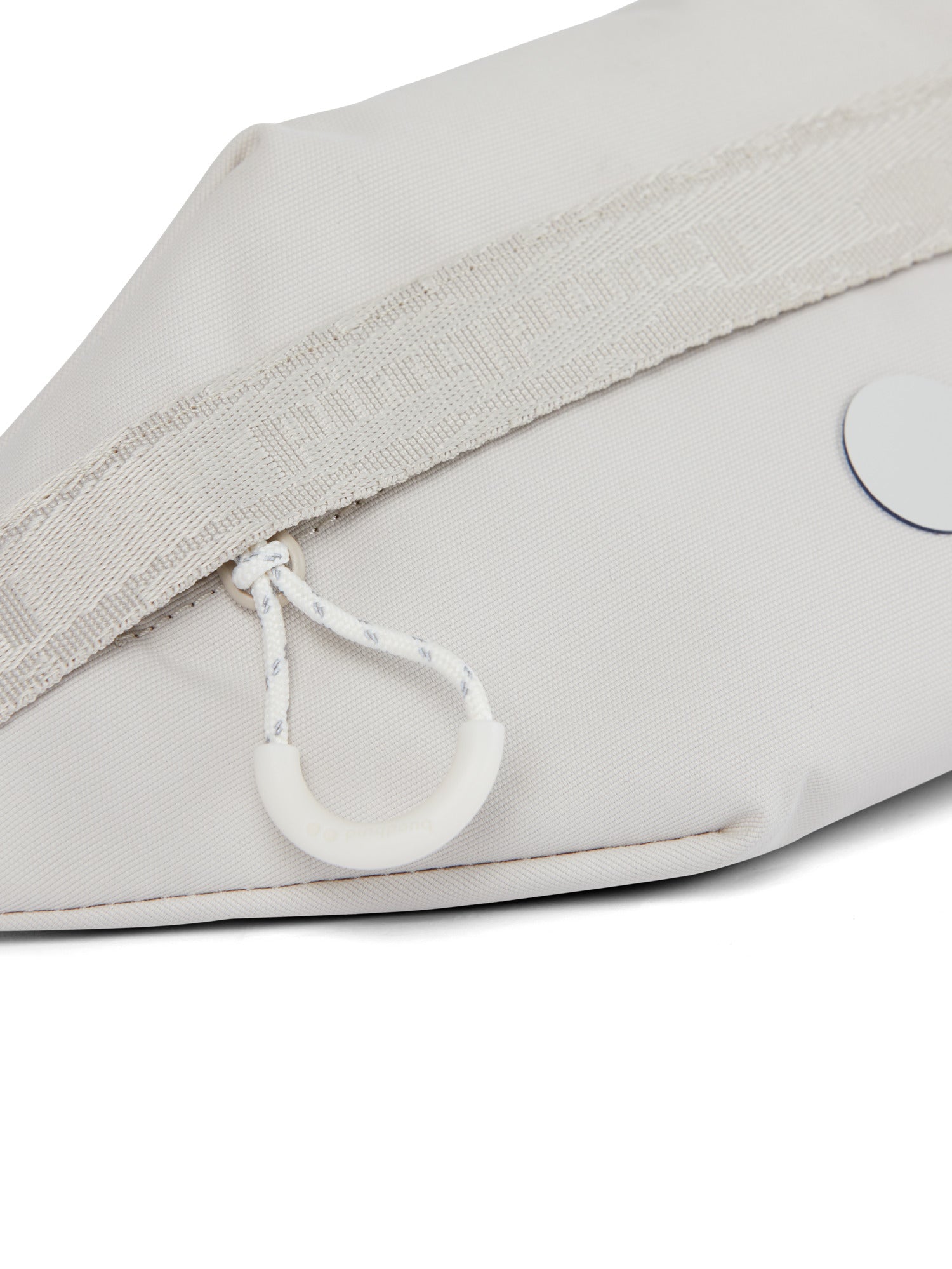 pinqponq-nik-hip-bag-small-cliff-beige image 7