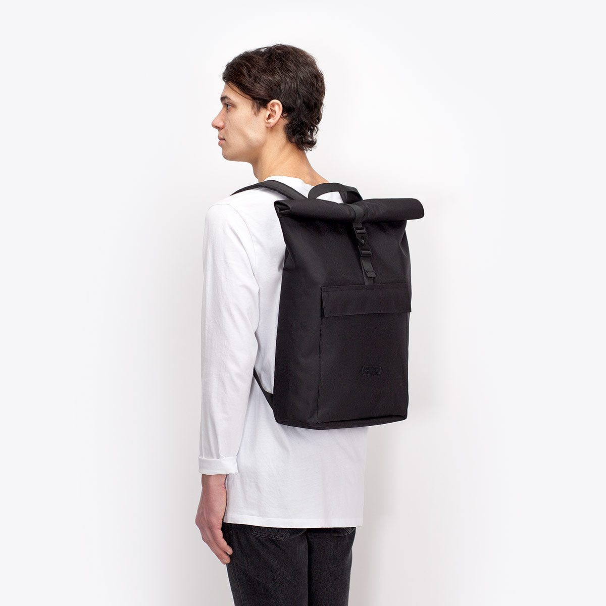 ucon-acrobatics-jasper-medium-rucksack-stealth-black-daypack image 4