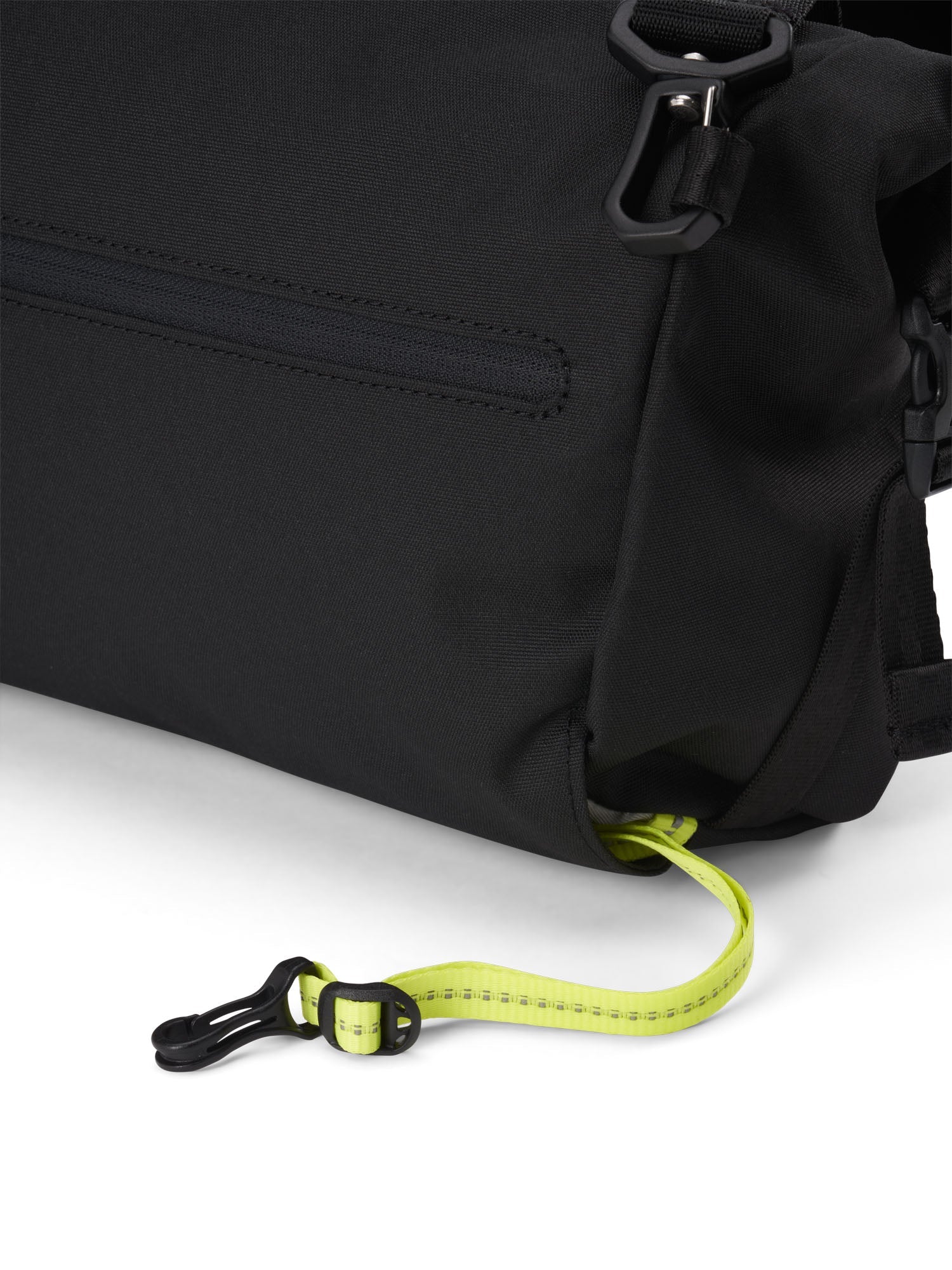 pinqponq-aksel-crossbody-bag-hip-bag-medium-rooted-black image 6