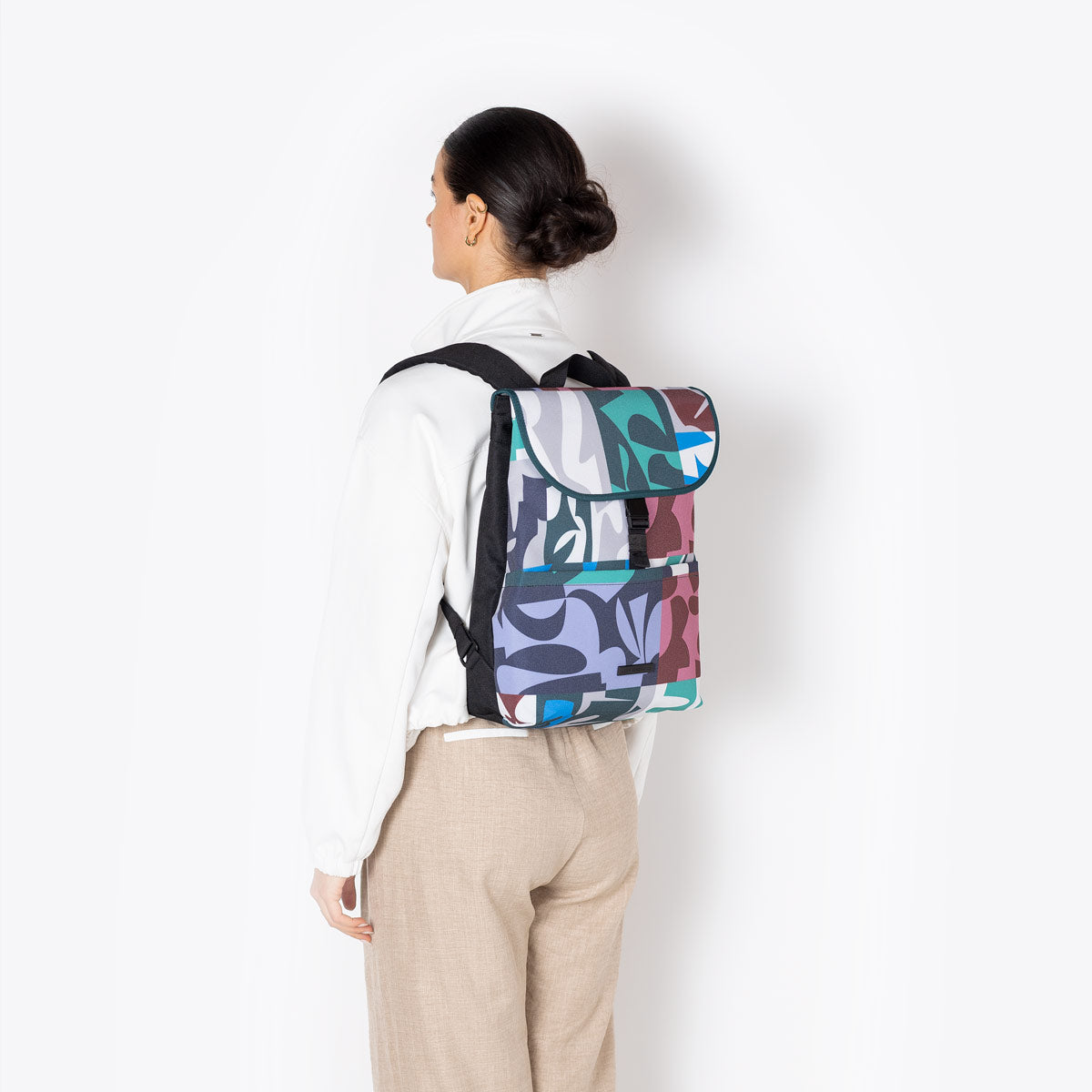 ucon-acrobatics-mion-flat-top-backpack-phantom-series-studio-feixen image 4