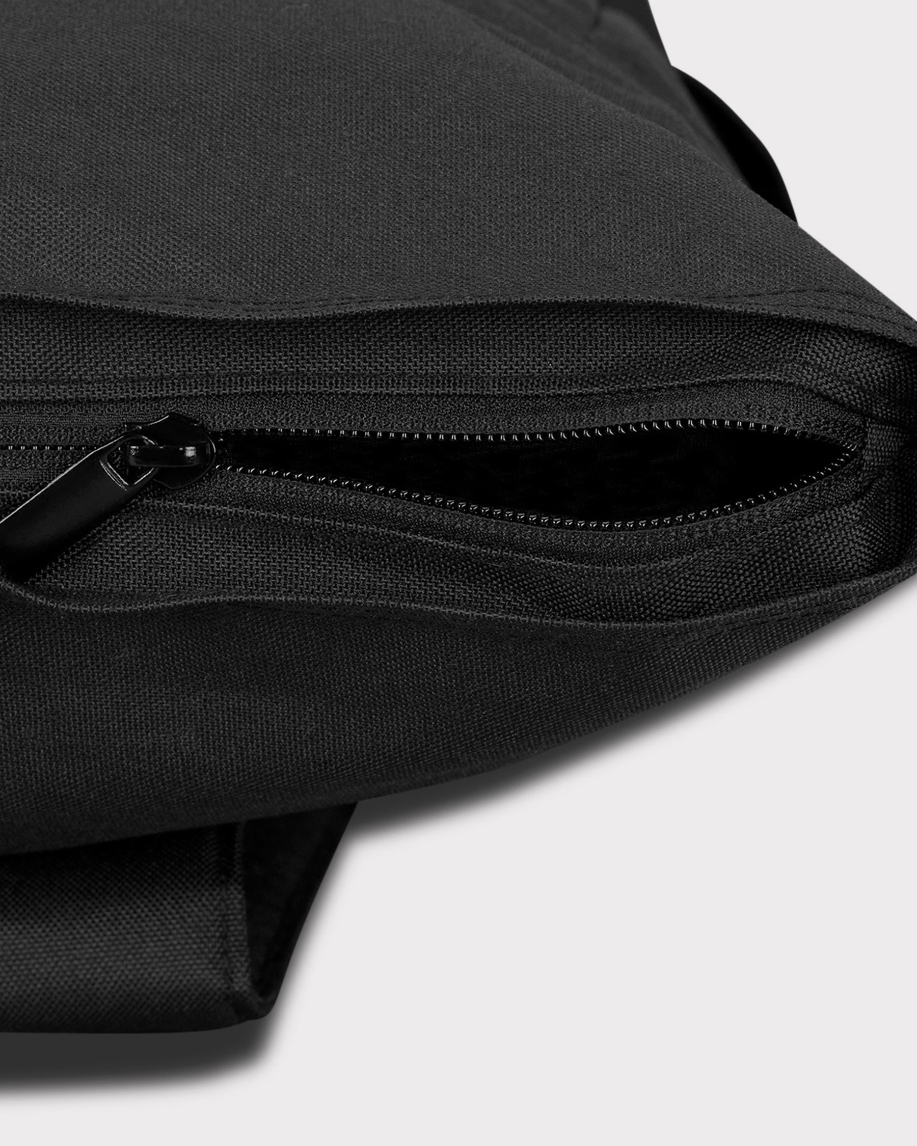 johnny-urban-rolltop-rucksack-robin-large-mit-16-zoll-laptopfach image 6