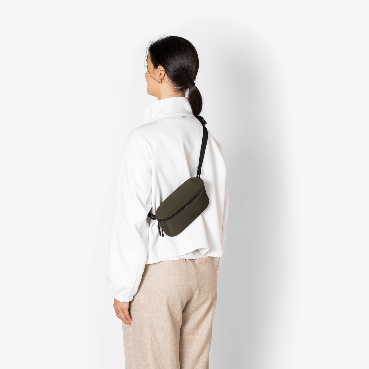 ucon-acrobatics-jona-crossbody-bag-lotus-series-tech-umh-ngetasche-gepolstert image 3