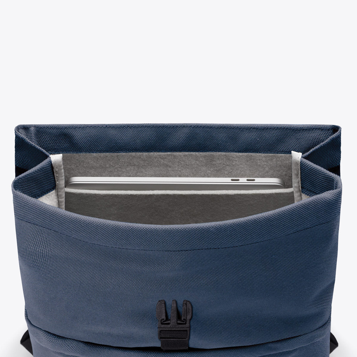 ucon-acrobatics-mion-flat-top-backpack-schlanker-alltags-rucksack image 6