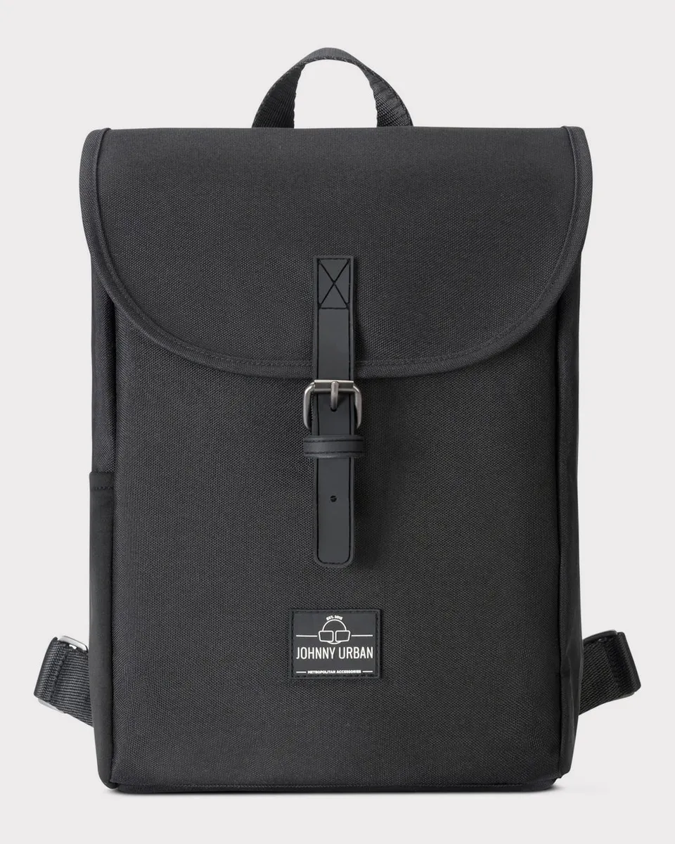 johnny-urban-romy-damenrucksack-aus-recycelten-pet-flaschen-7-liter image 1