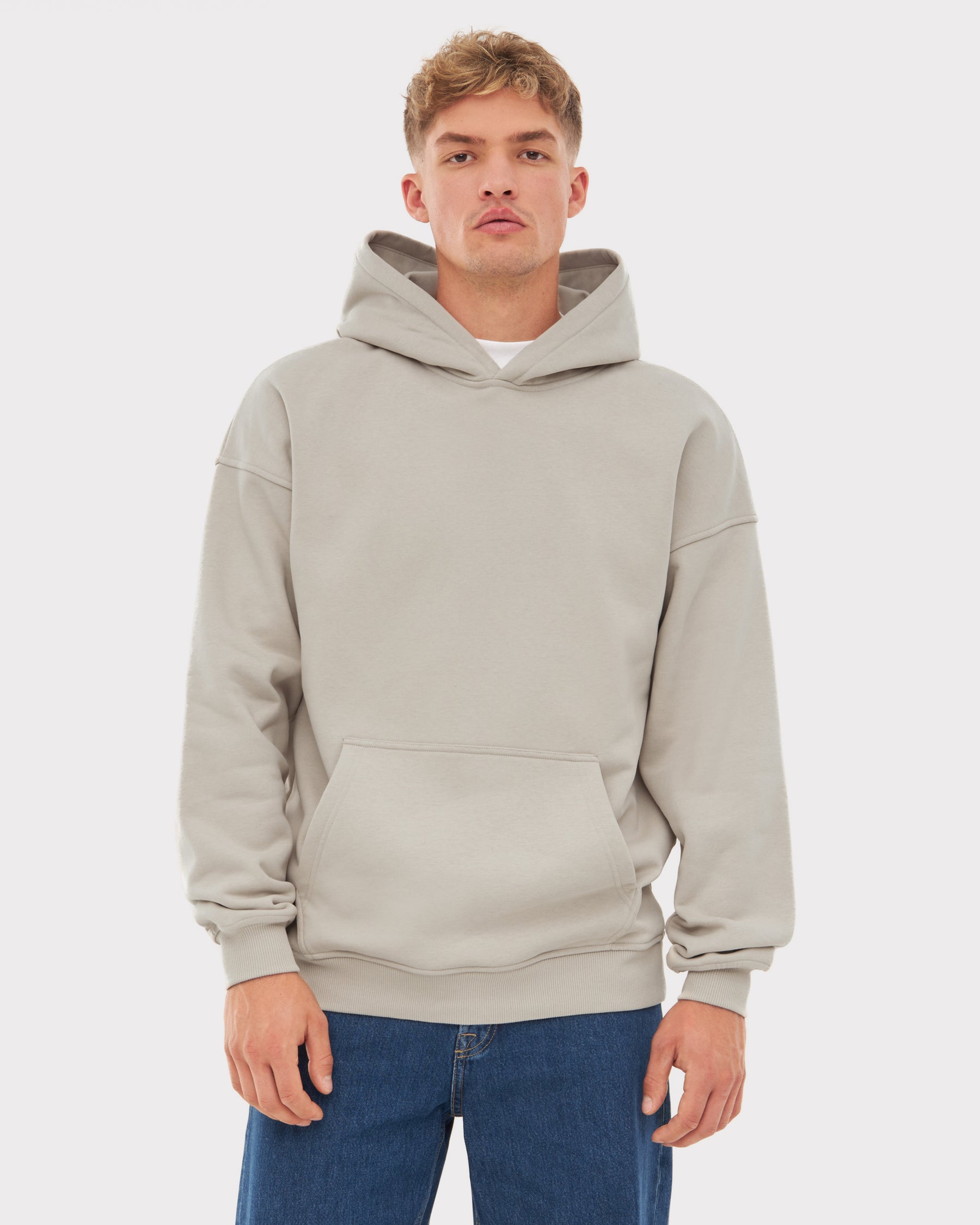johnny-urban-oversized-hoodie-cody-unisex-fitted-oversized-mit-k-ngurutasche image 1