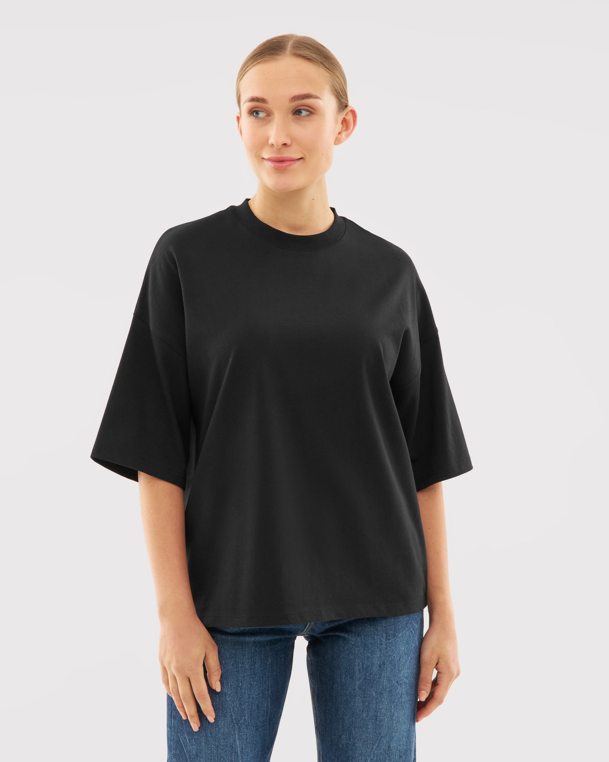 johnny-urban-t-shirt-vic-oversized-unisex-logo-stick image 4