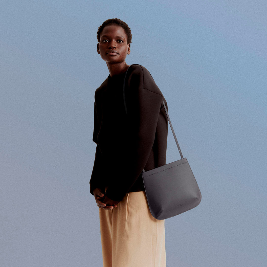 ucon-acrobatics-selma-shoulder-bag-lotus-infinity-series image 2