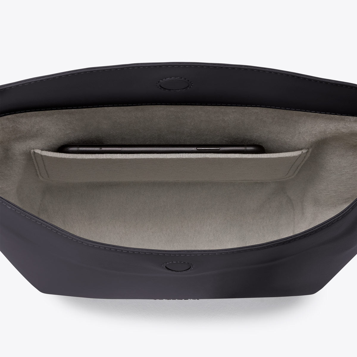 ucon-acrobatics-sofie-shoulder-bag-halbmond-schultertasche-lotus-infinity-series image 6