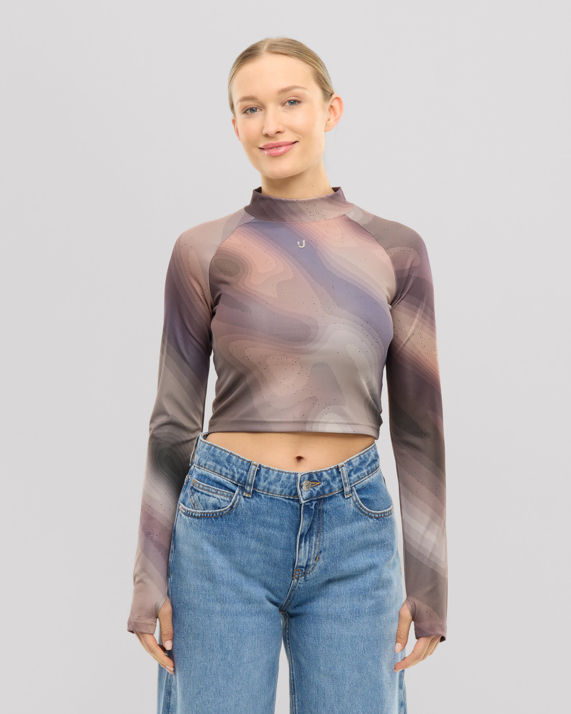 johnny-urban-cropped-longsleeve-amber-langarmshirt-mit-farbverlauf image 1