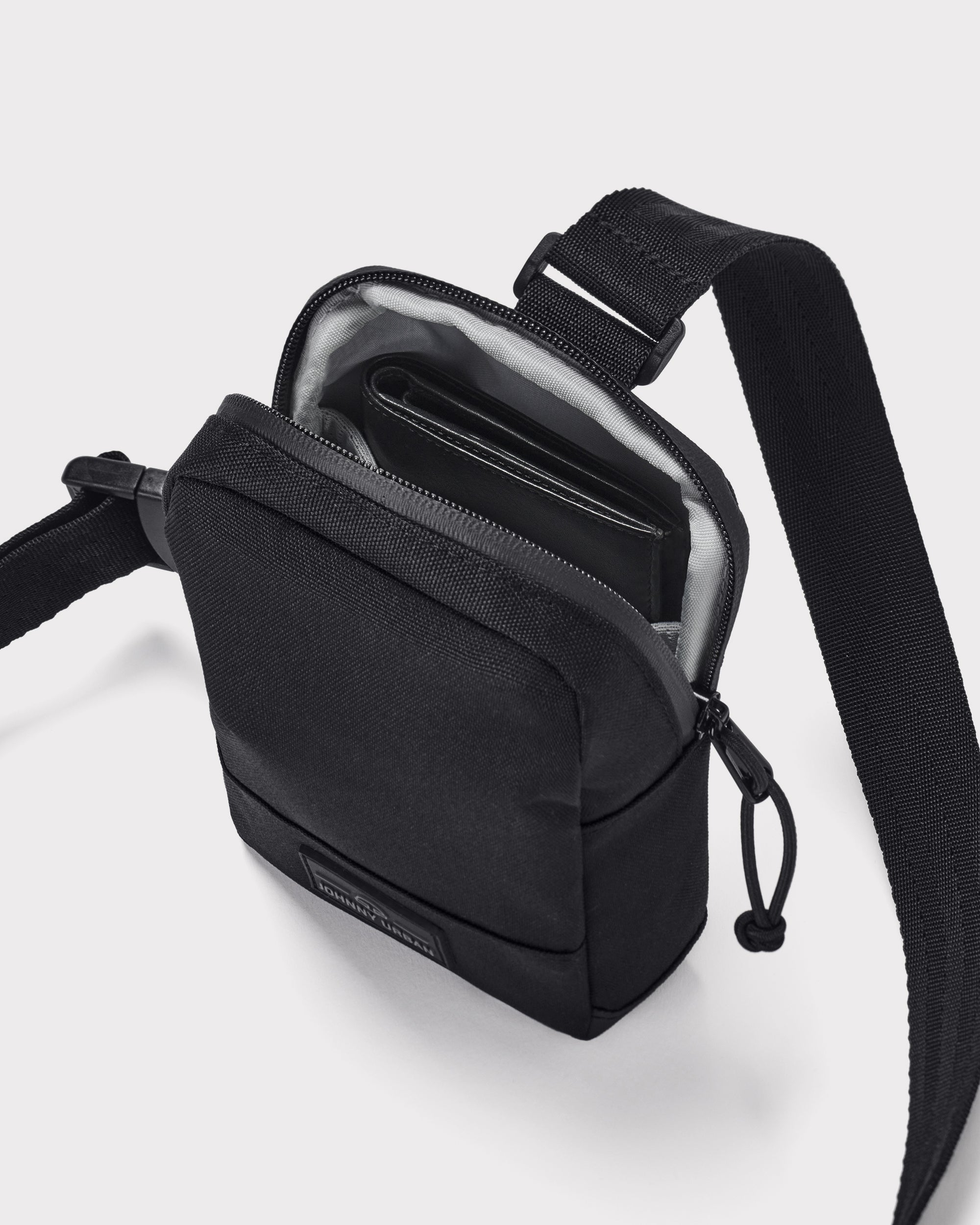 johnny-urban-front-pack-arthur-crossbody image 6