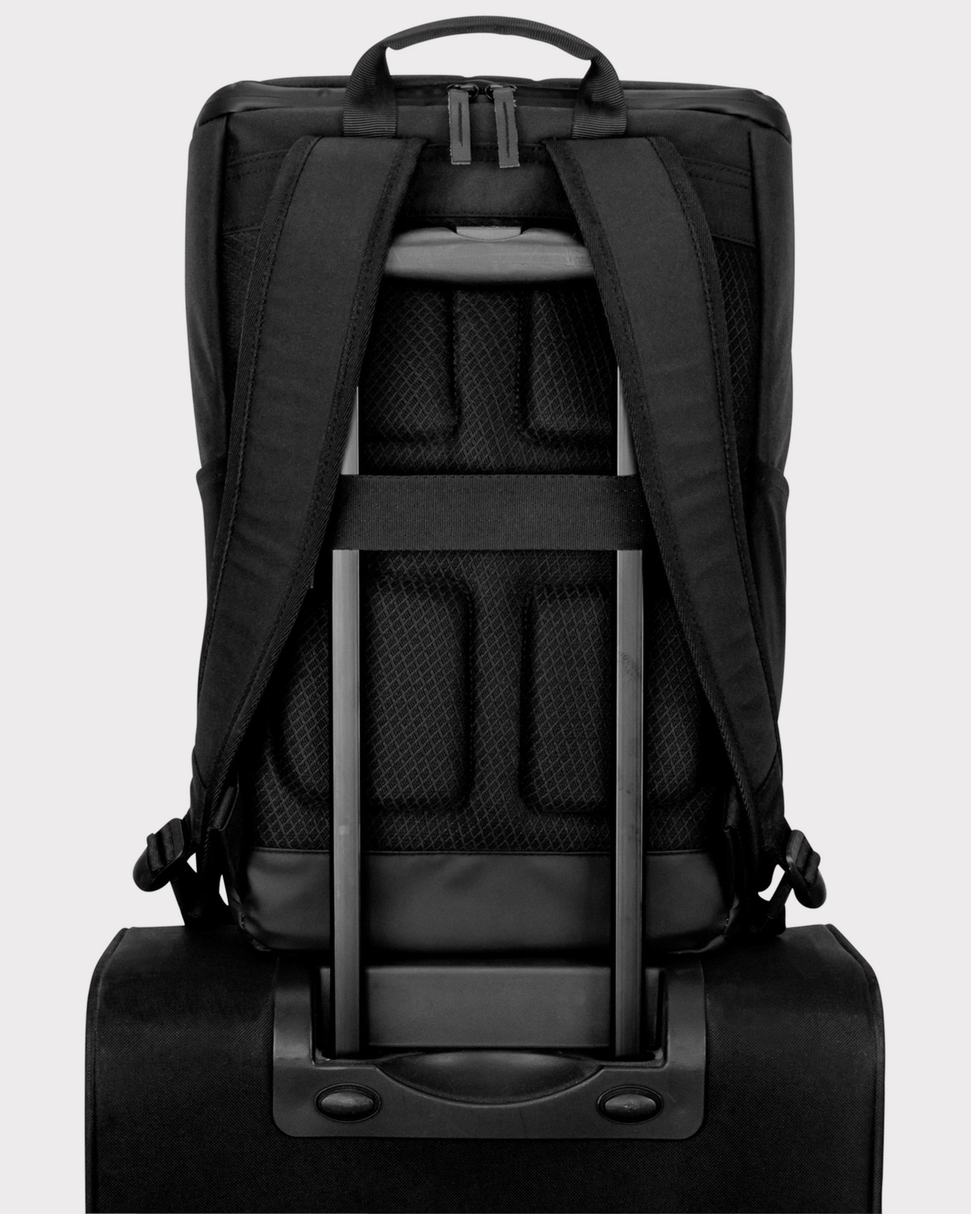johnny-urban-business-rucksack-jasper-20-liter-15-6-zoll-schwarz image 8