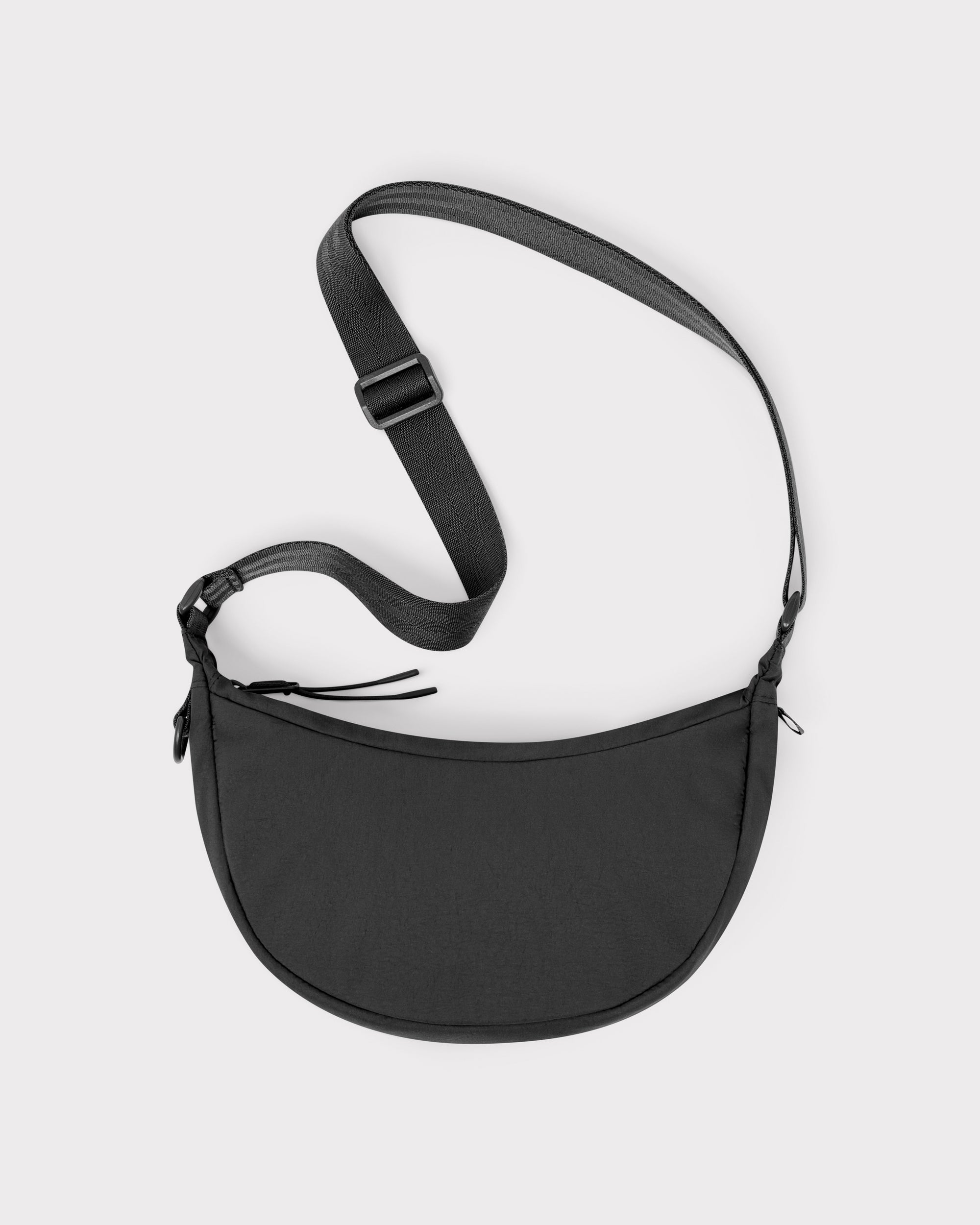johnny-urban-half-moon-bag-kaia-small-mini-crossbody-bauchtasche image 4