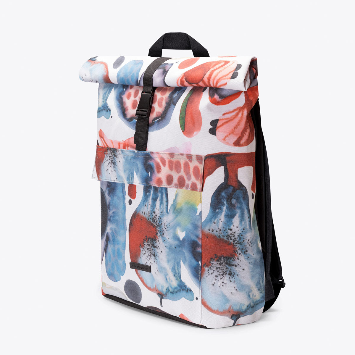 ucon-acrobatics-jannik-roll-top-backpack-emma-larsson-reflektierender-rucksack-p image 6