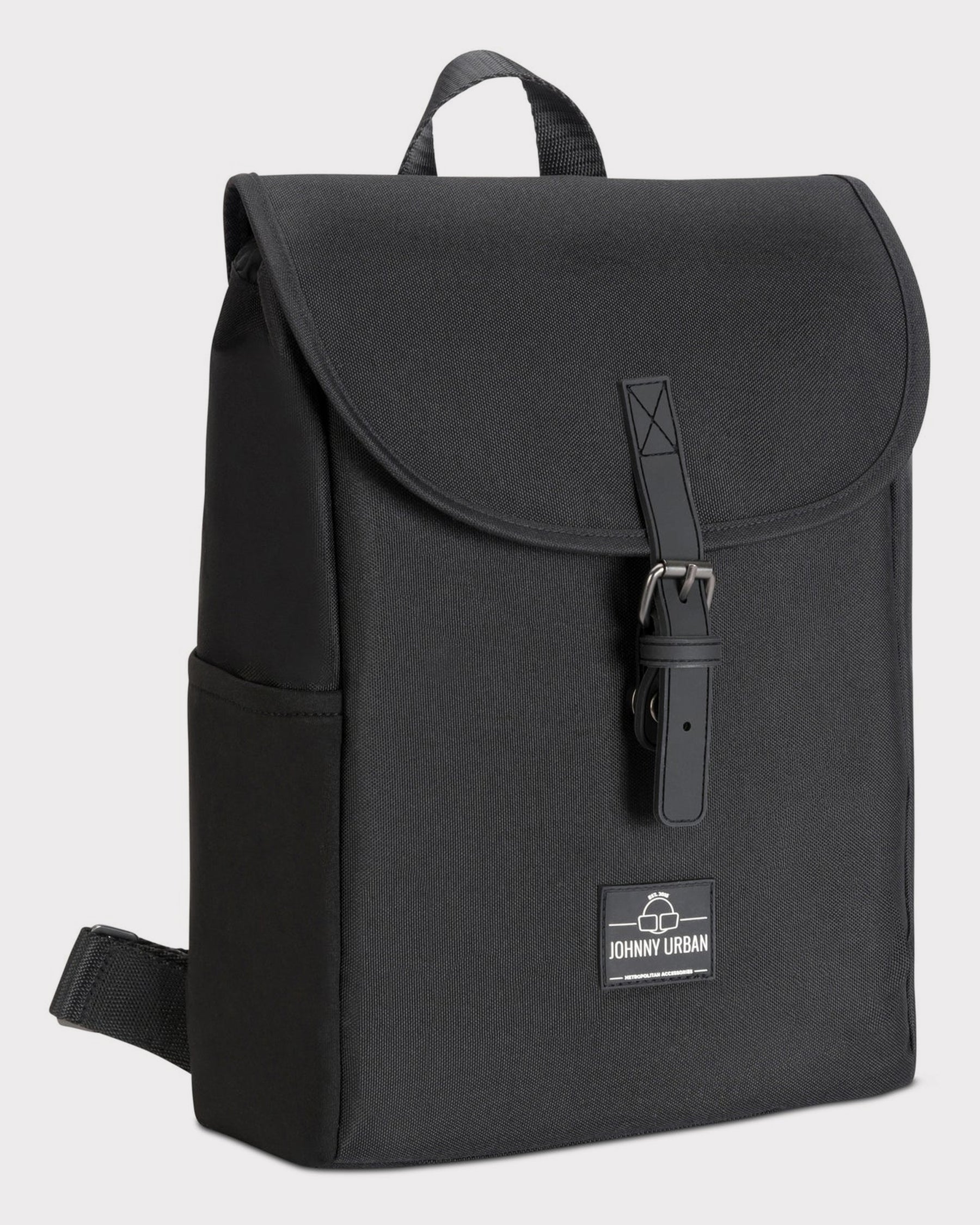 johnny-urban-romy-damenrucksack-aus-recycelten-pet-flaschen-7-liter image 3