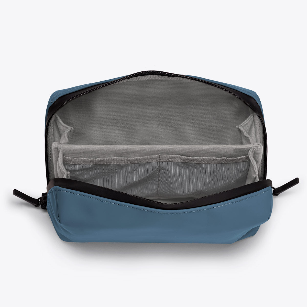 ucon-acrobatics-gosho-toiletry-bag-lotus-series image 5