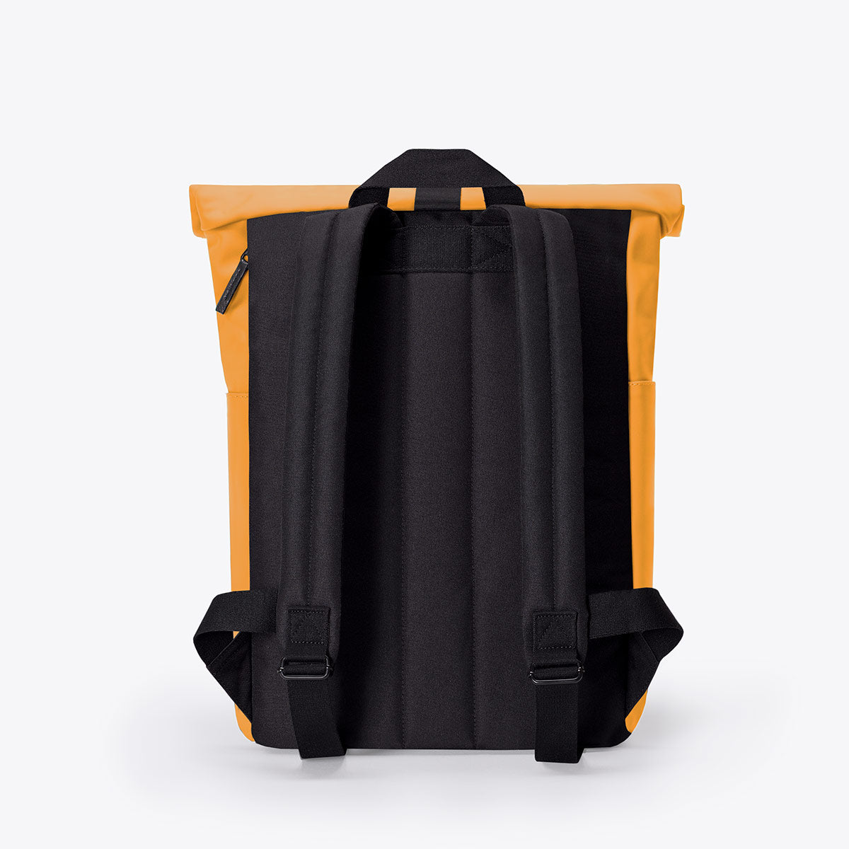ucon-acrobatics-hajo-roll-top-rucksack-lederalternative image 7