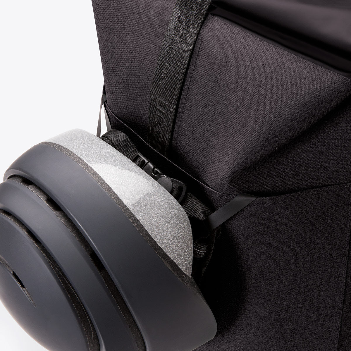 ucon-acrobatics-hajo-roll-top-rucksack-lotus-infinity image 8